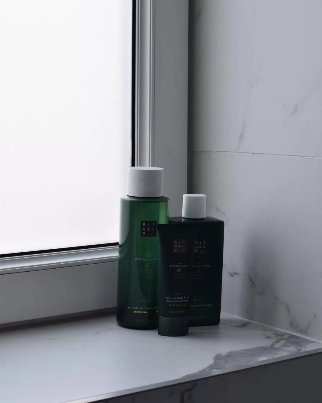 Bathroom in Hôtel La Pièce