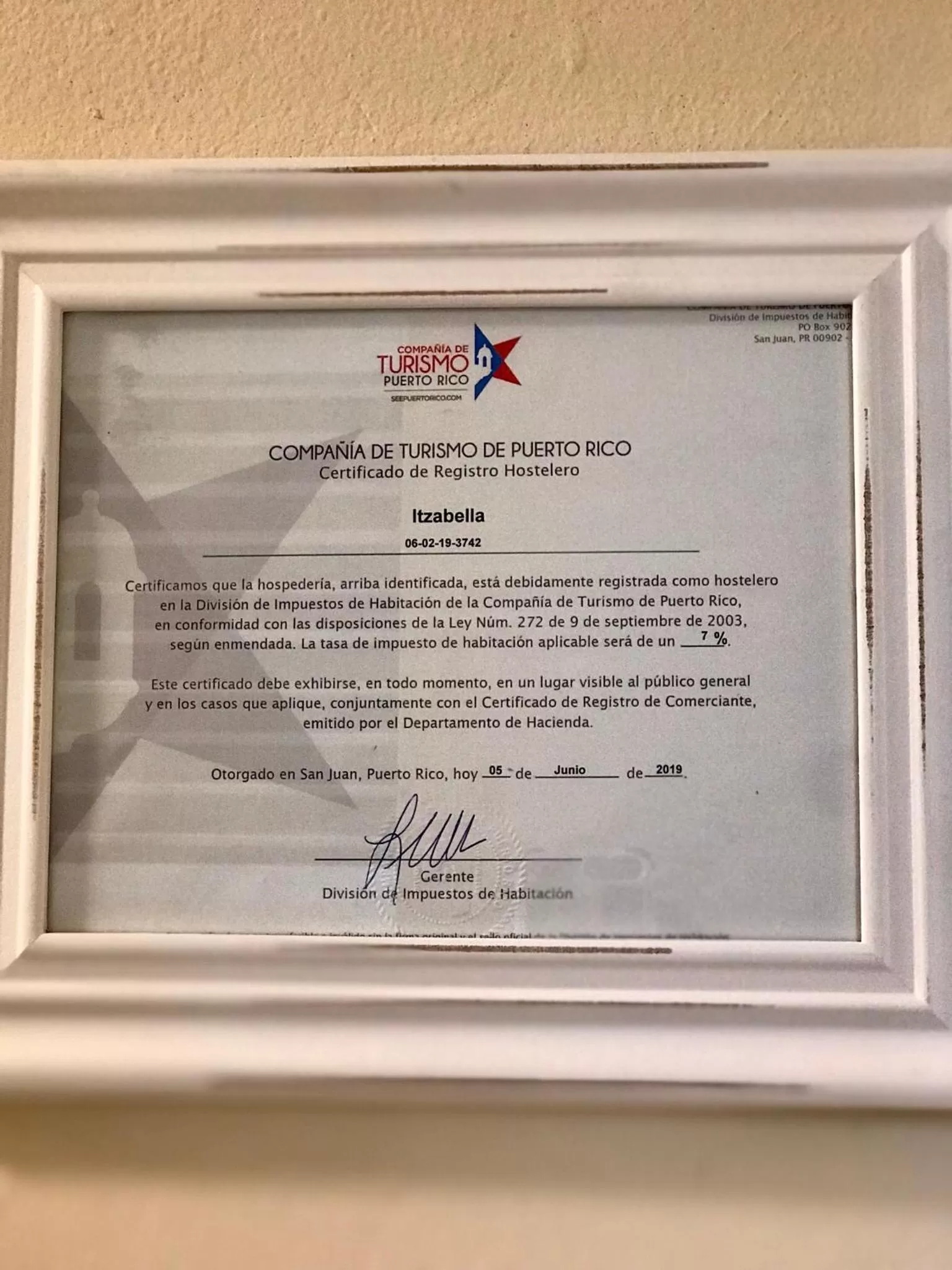 Logo/Certificate/Sign in Itza-Bella Suites