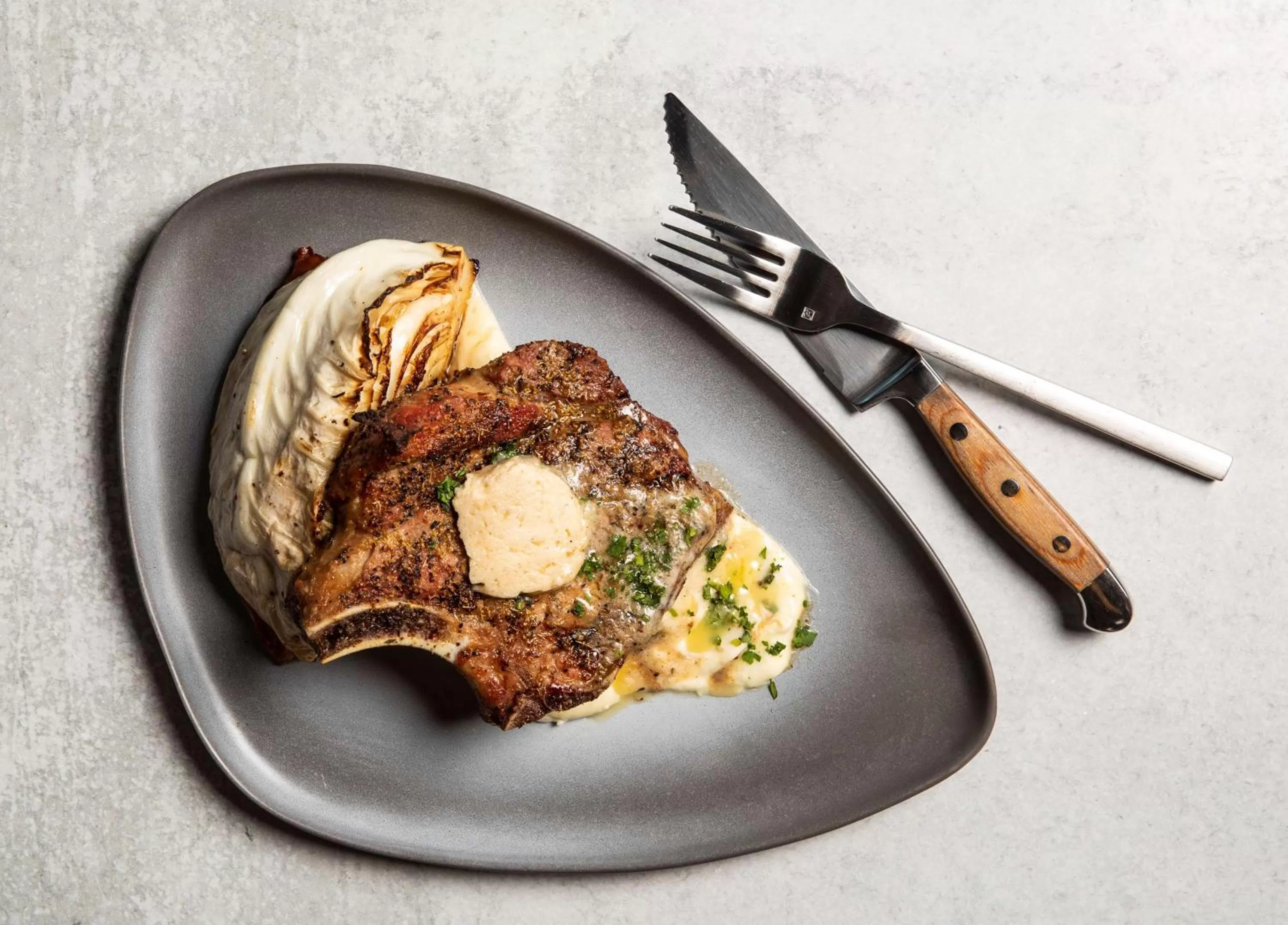 Restaurant/places to eat in Grand Hyatt Nashville