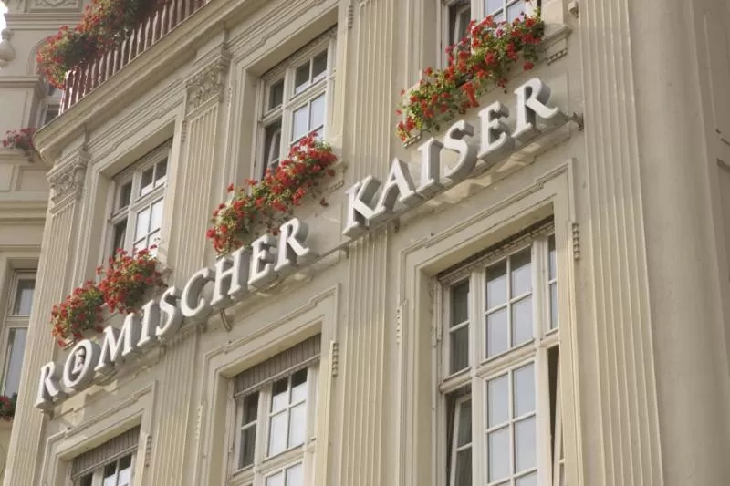 Logo/Certificate/Sign in Hotel Römischer Kaiser