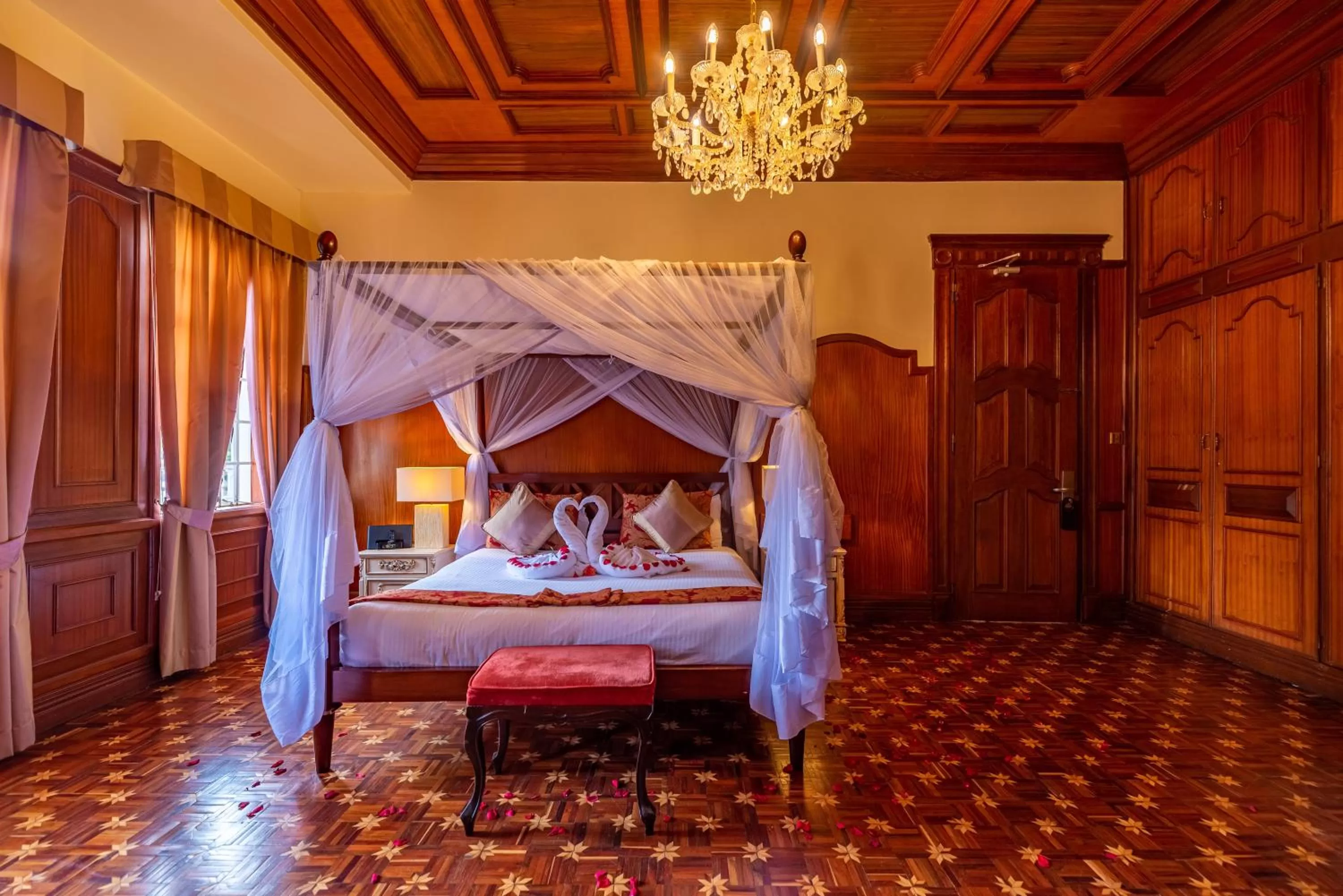 Bedroom, Bed in Muthu Sovereign Suites & Spa, Limuru Road, Nairobi