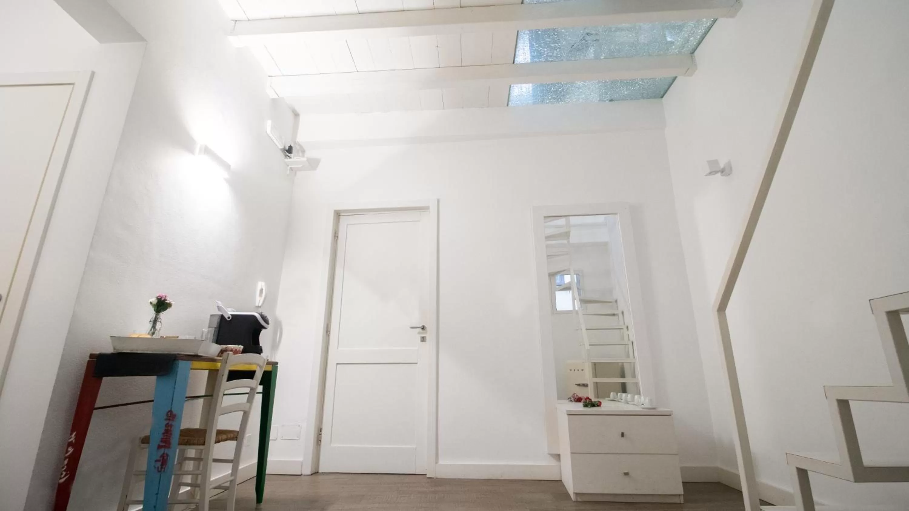 Photo of the whole room in Casa Balmes