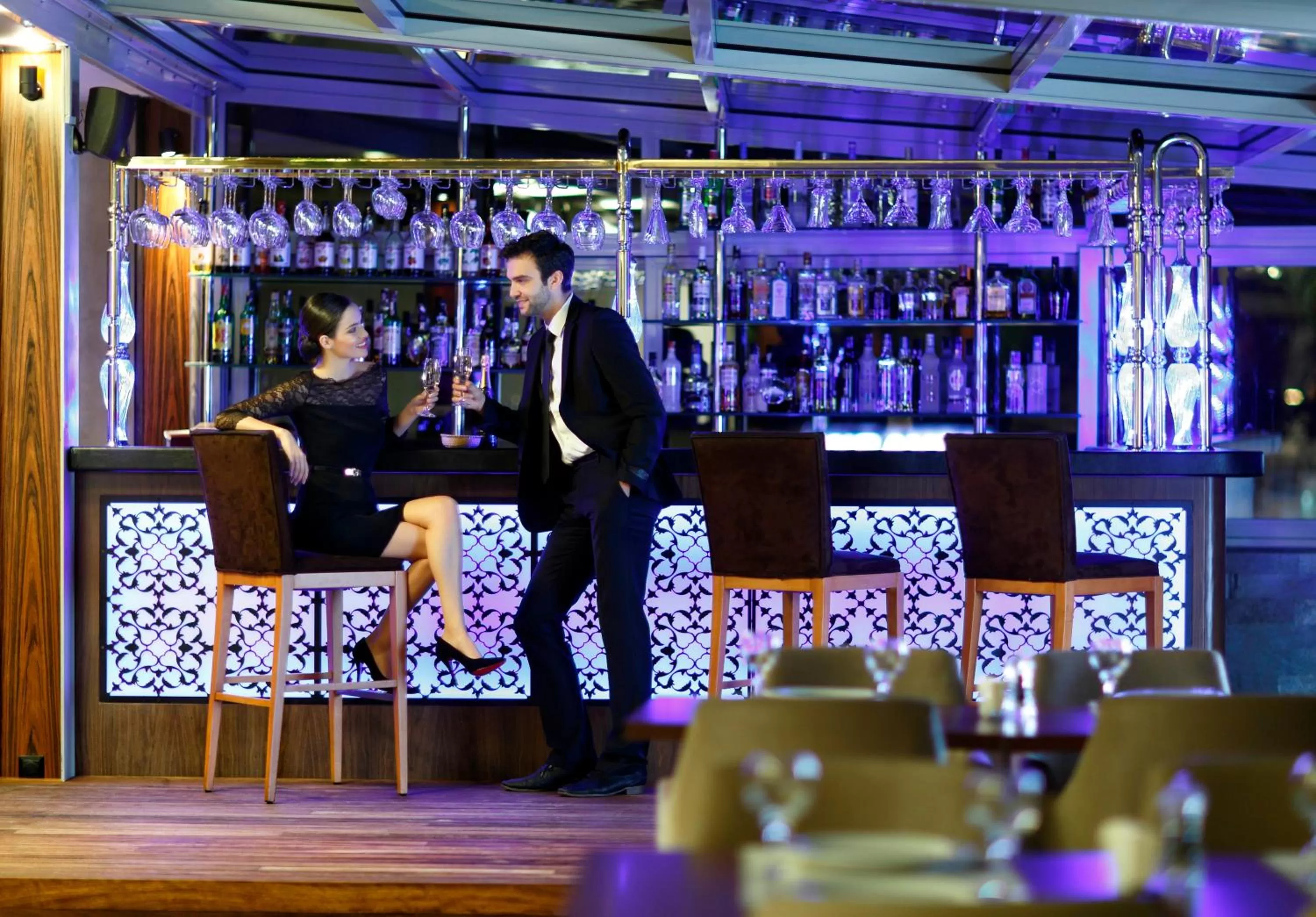 Restaurant/places to eat in Darkhill Hotel