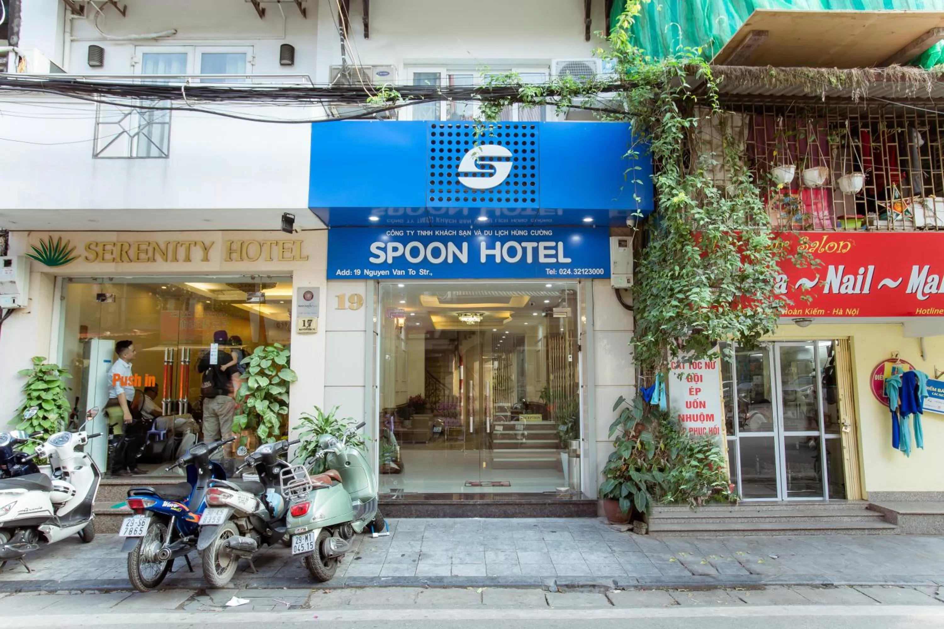 Property building in Spoon Hotel