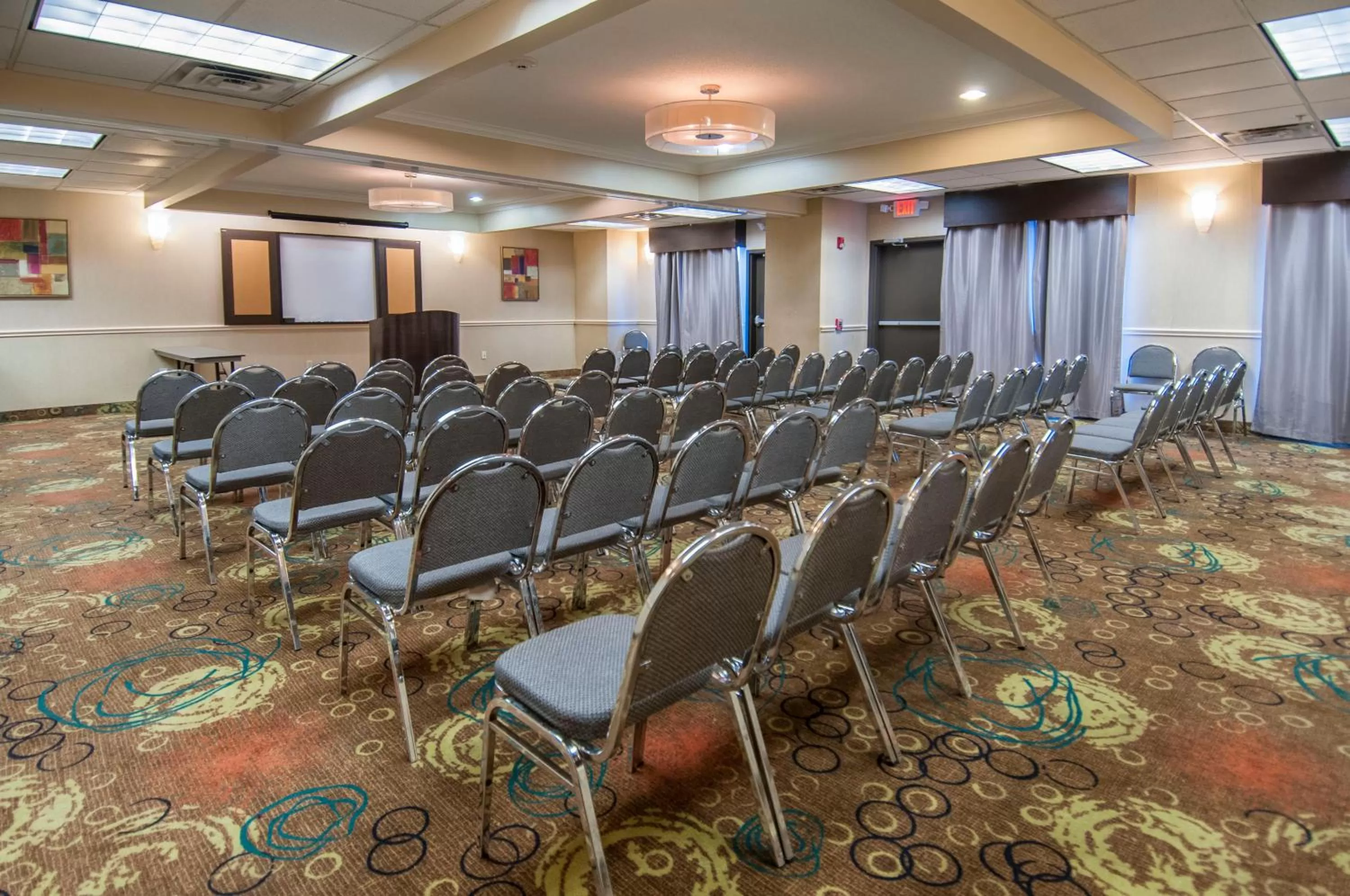 Meeting/conference room in Holiday Inn Express Hotel & Suites Houston North Intercontinental by IHG
