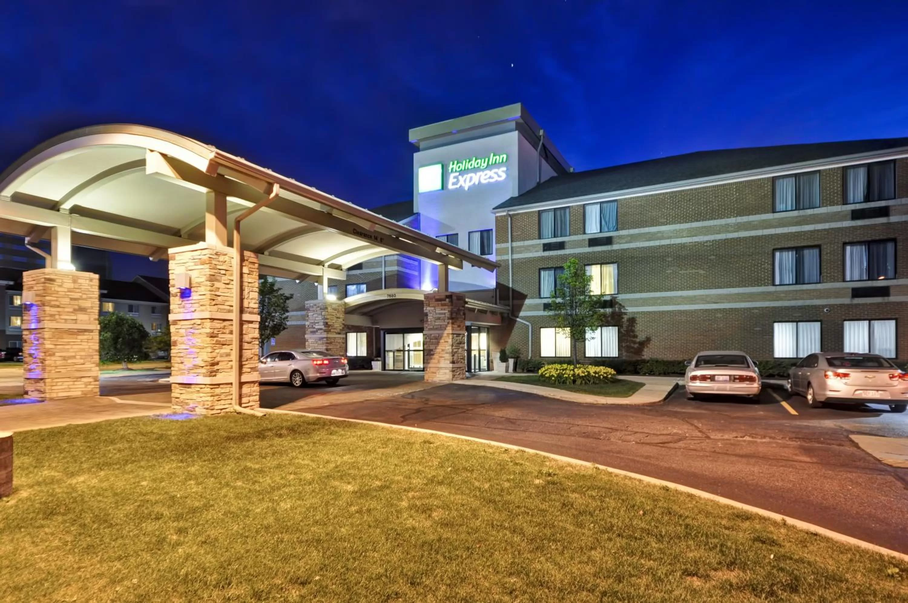 Property building in Holiday Inn Express Romulus / Detroit Airport by IHG