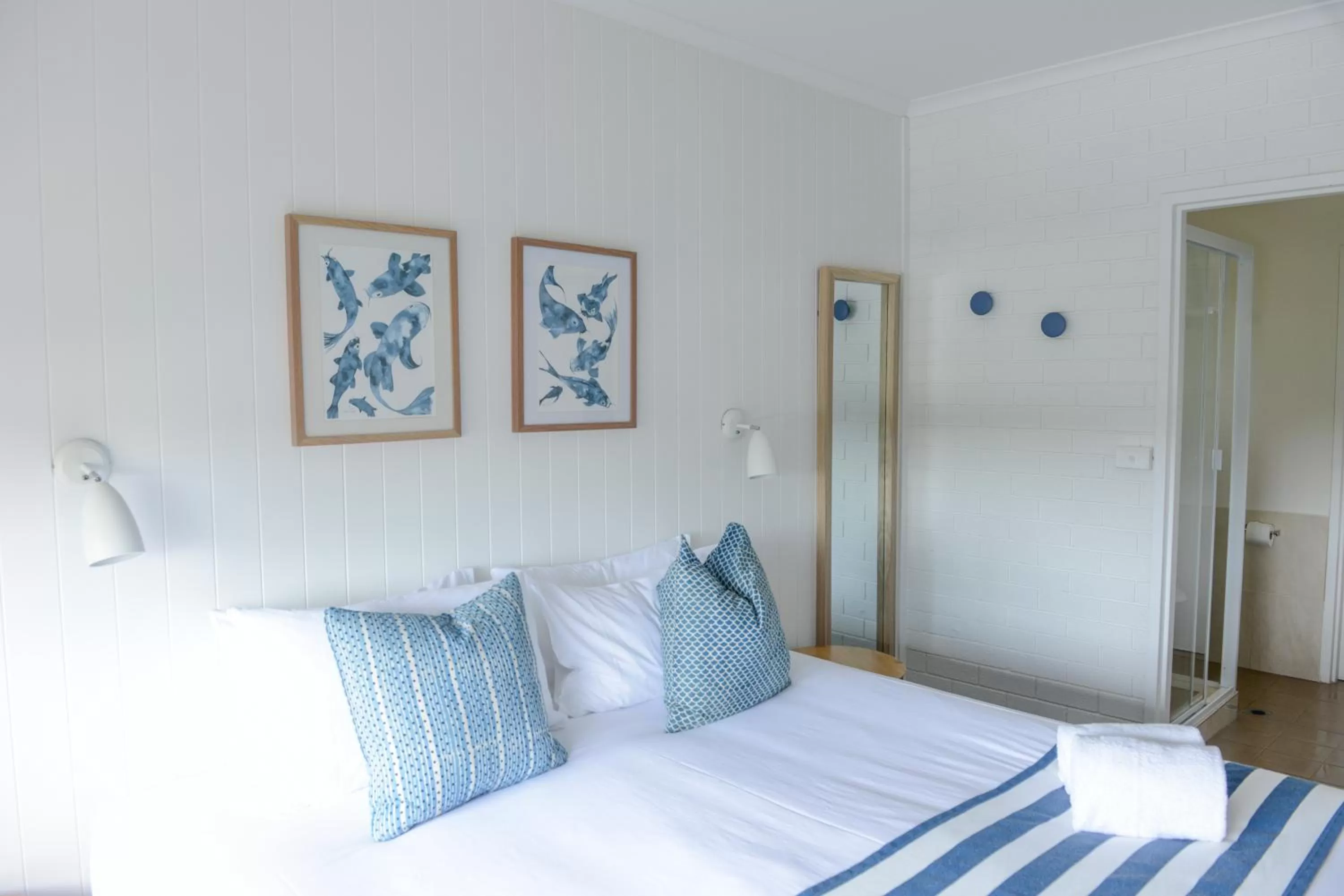 Bedroom, Bed in Mollymook Seascape Motel and Apartments