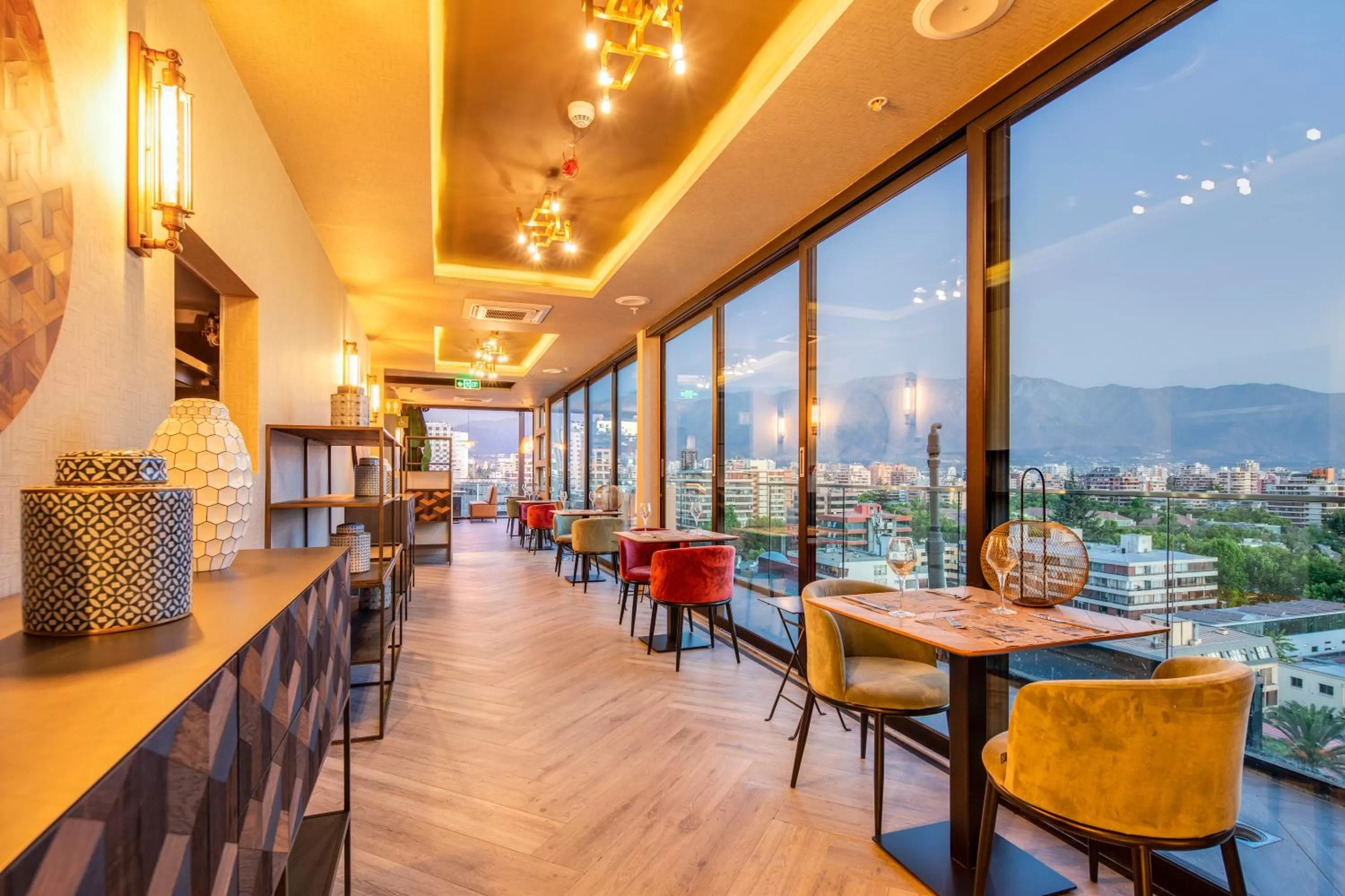 Restaurant/places to eat in Hotel Nodo - El hotel que respira