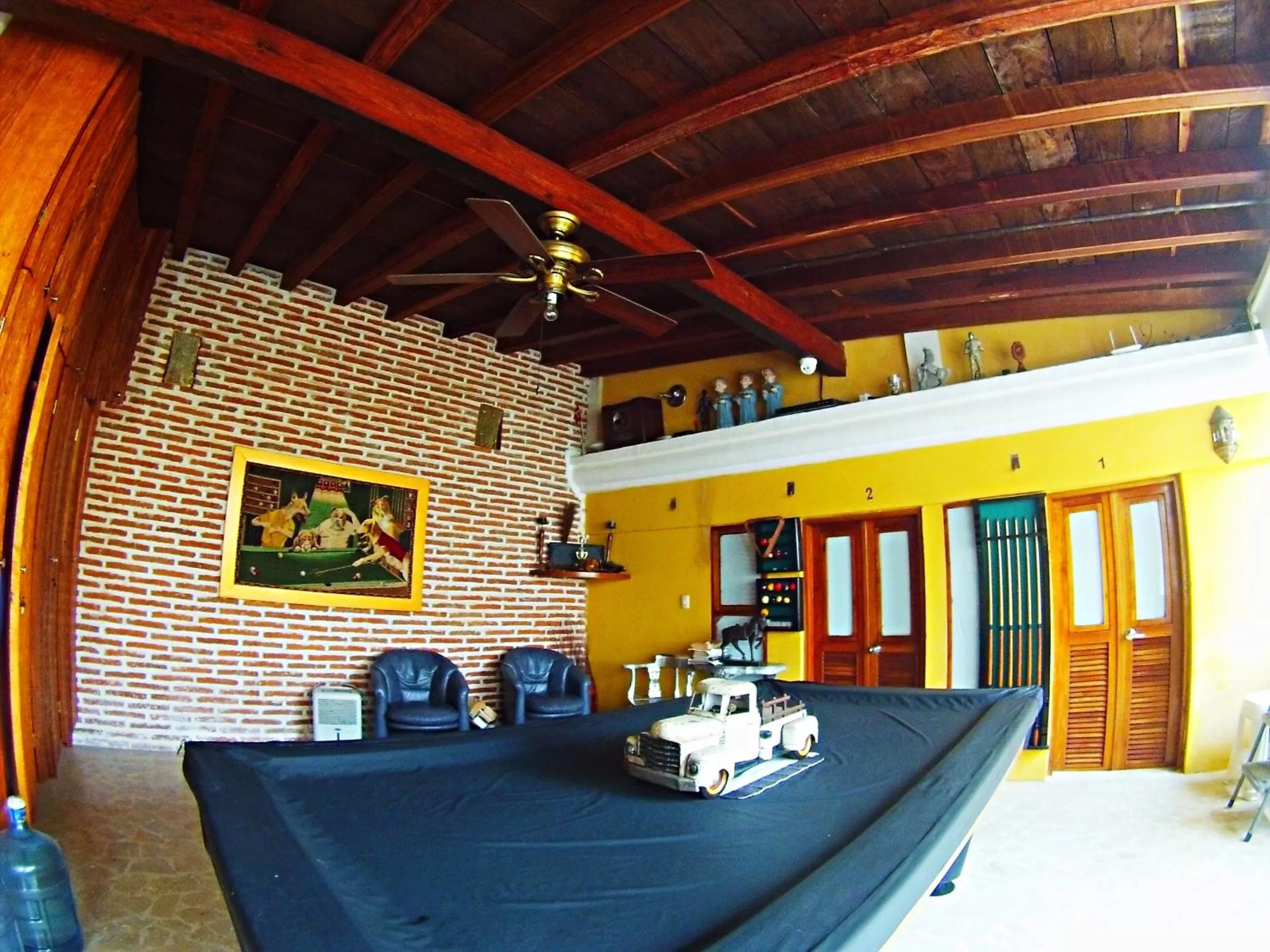 Billiard in Hotel Casa Gloria Boutique