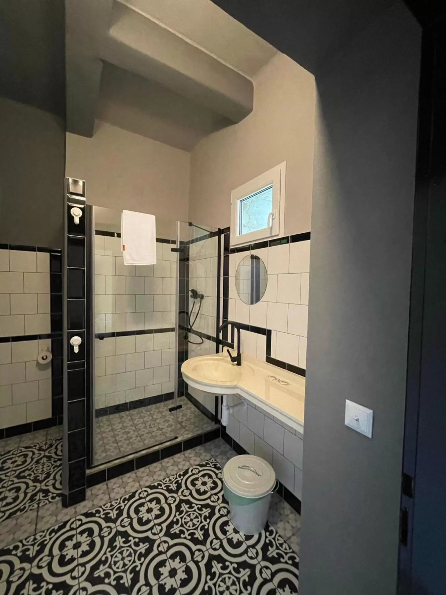 HARABURDI® Recyclart Hotel