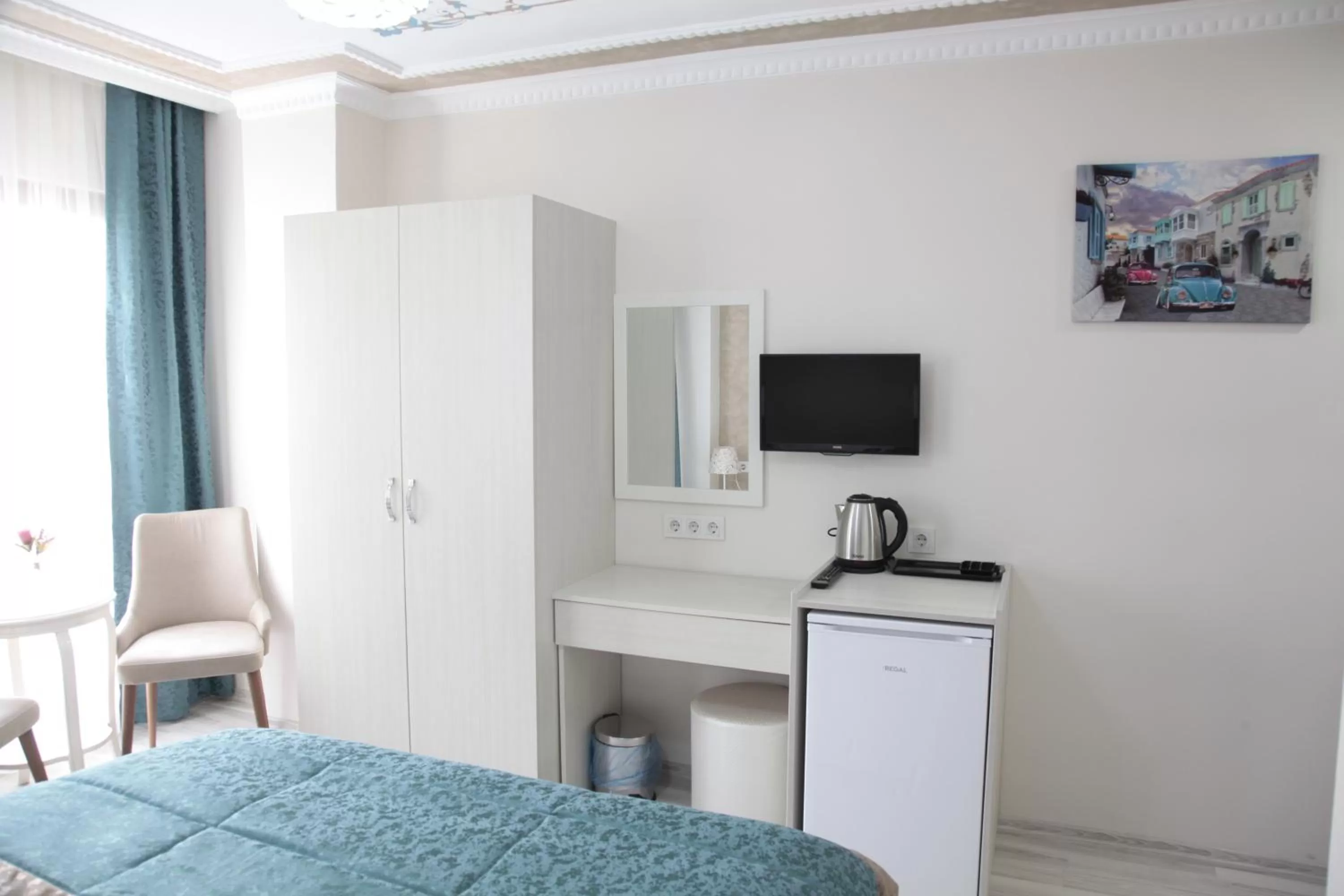 Decorative detail, Bed in Atam Suites