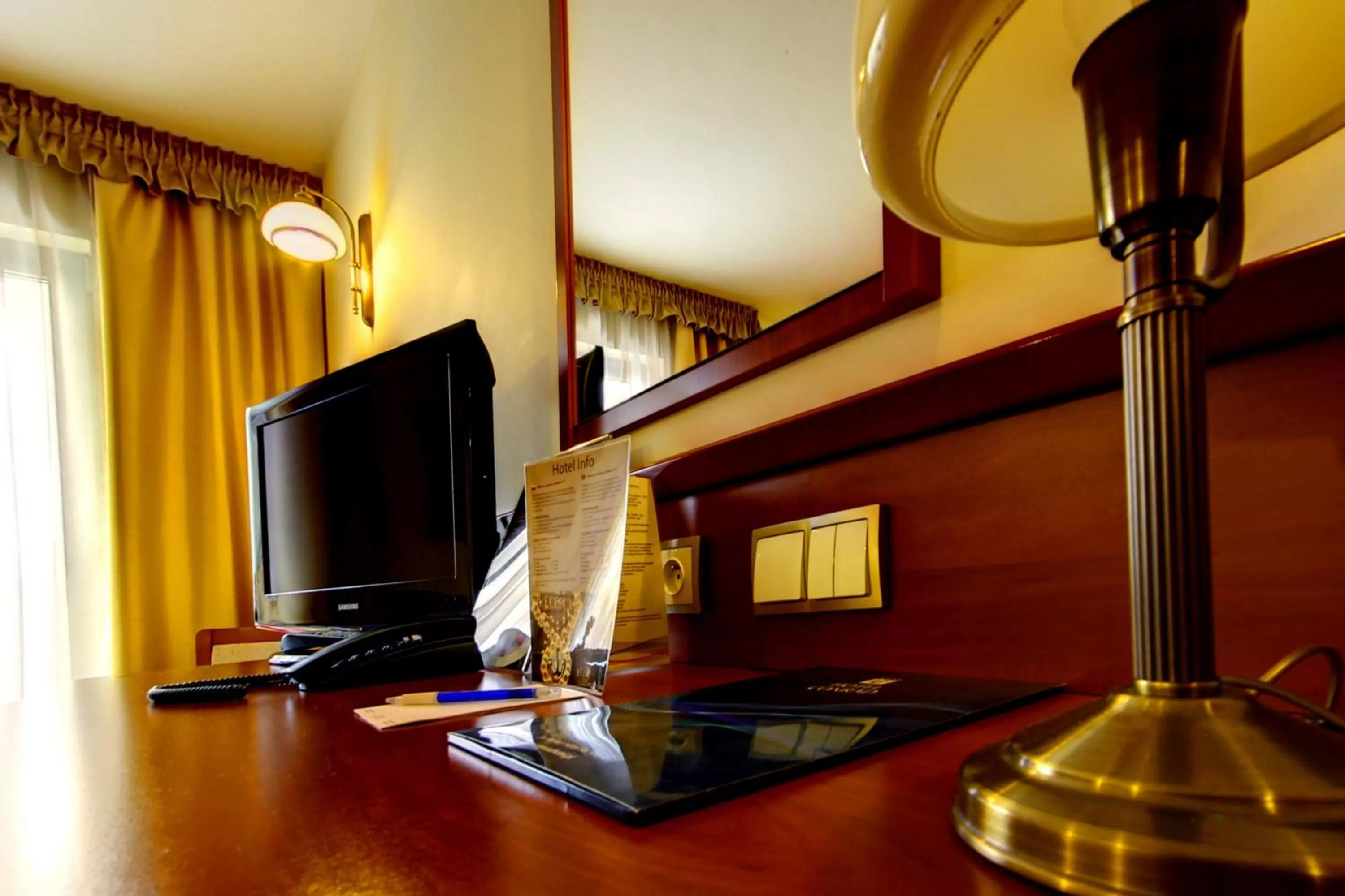 TV and multimedia in Hotel Great Polonia Conrad Kraków