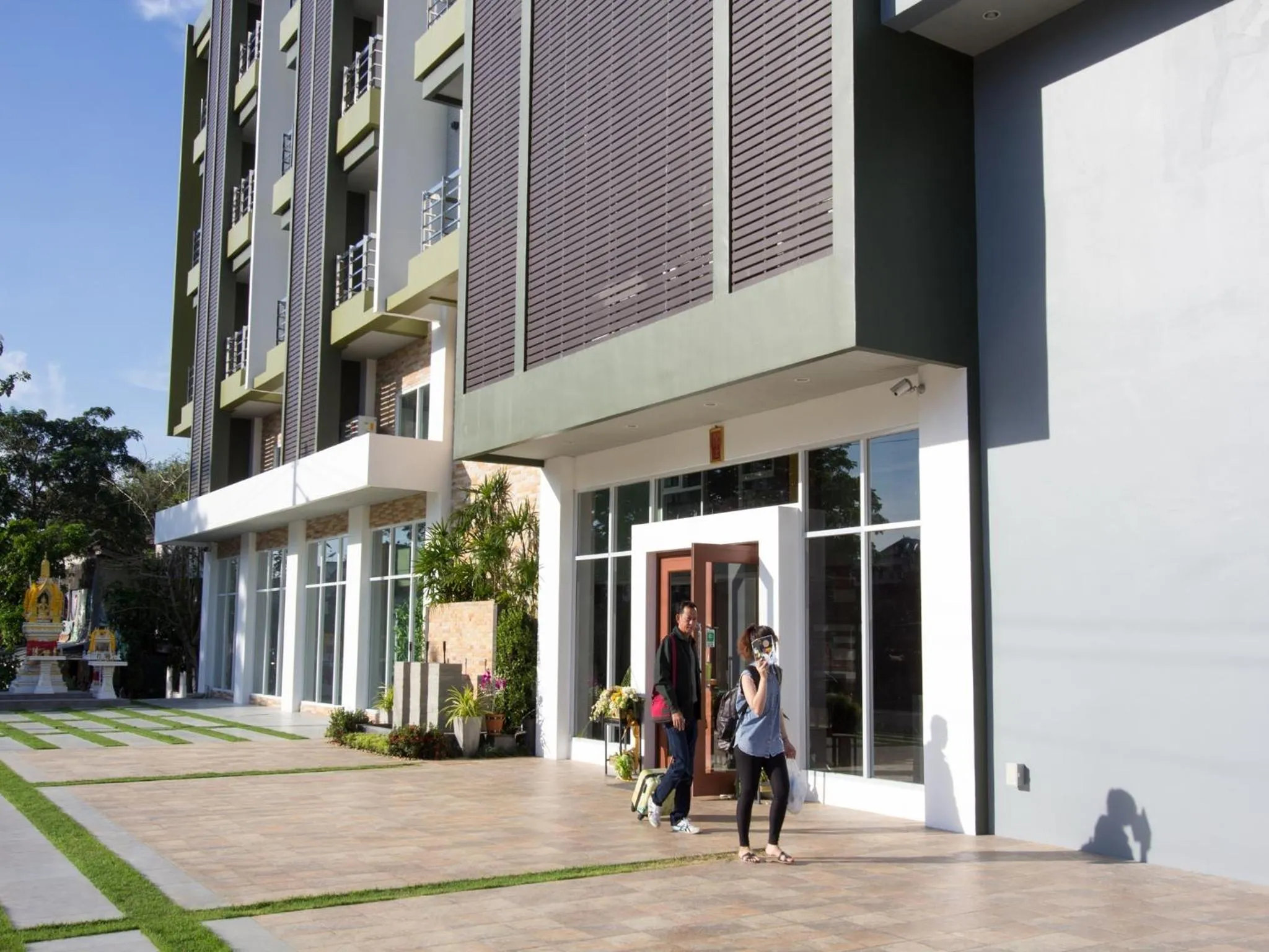 On site in Maison de Cheer