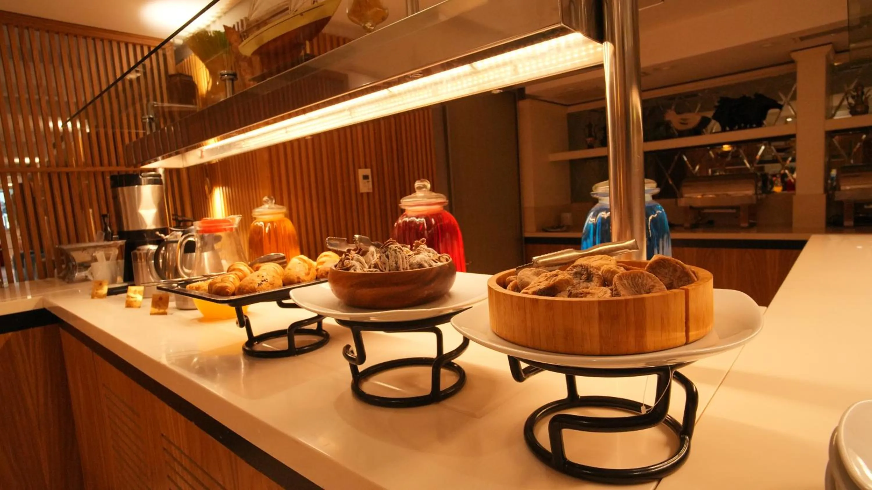 Dining area in Dosso Dossi Hotels Old City