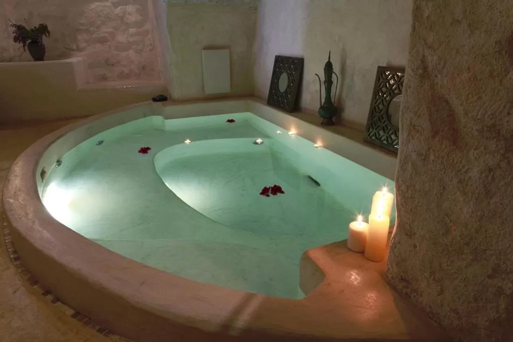 Swimming pool in Dimore Santagaeta