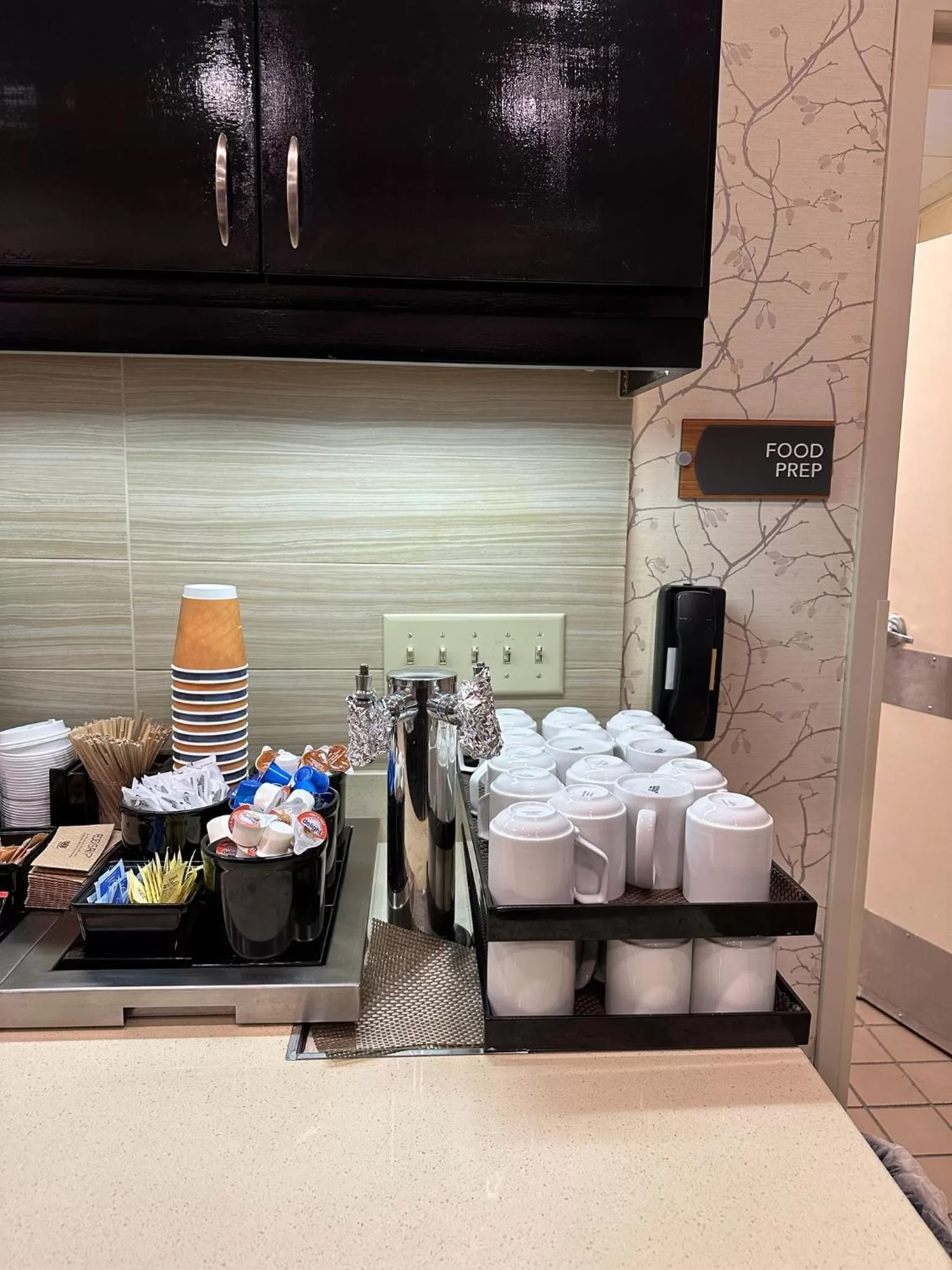 Breakfast, Bed in Homewood Suites by Hilton Charlotte Ballantyne, NC