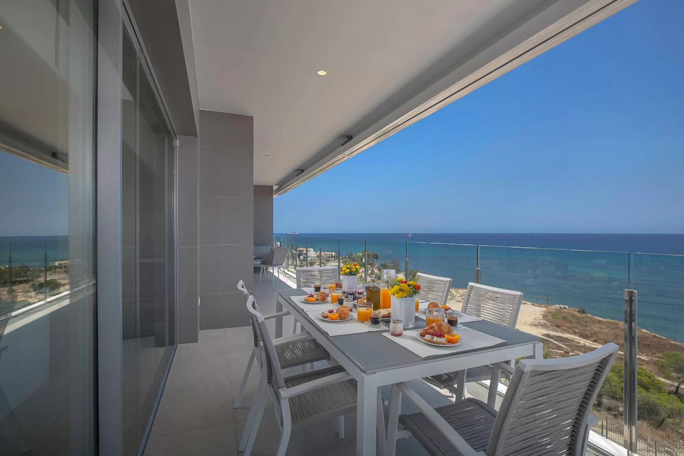 Balcony/Terrace in Blue Line Apartment Hotel - Be Line Group