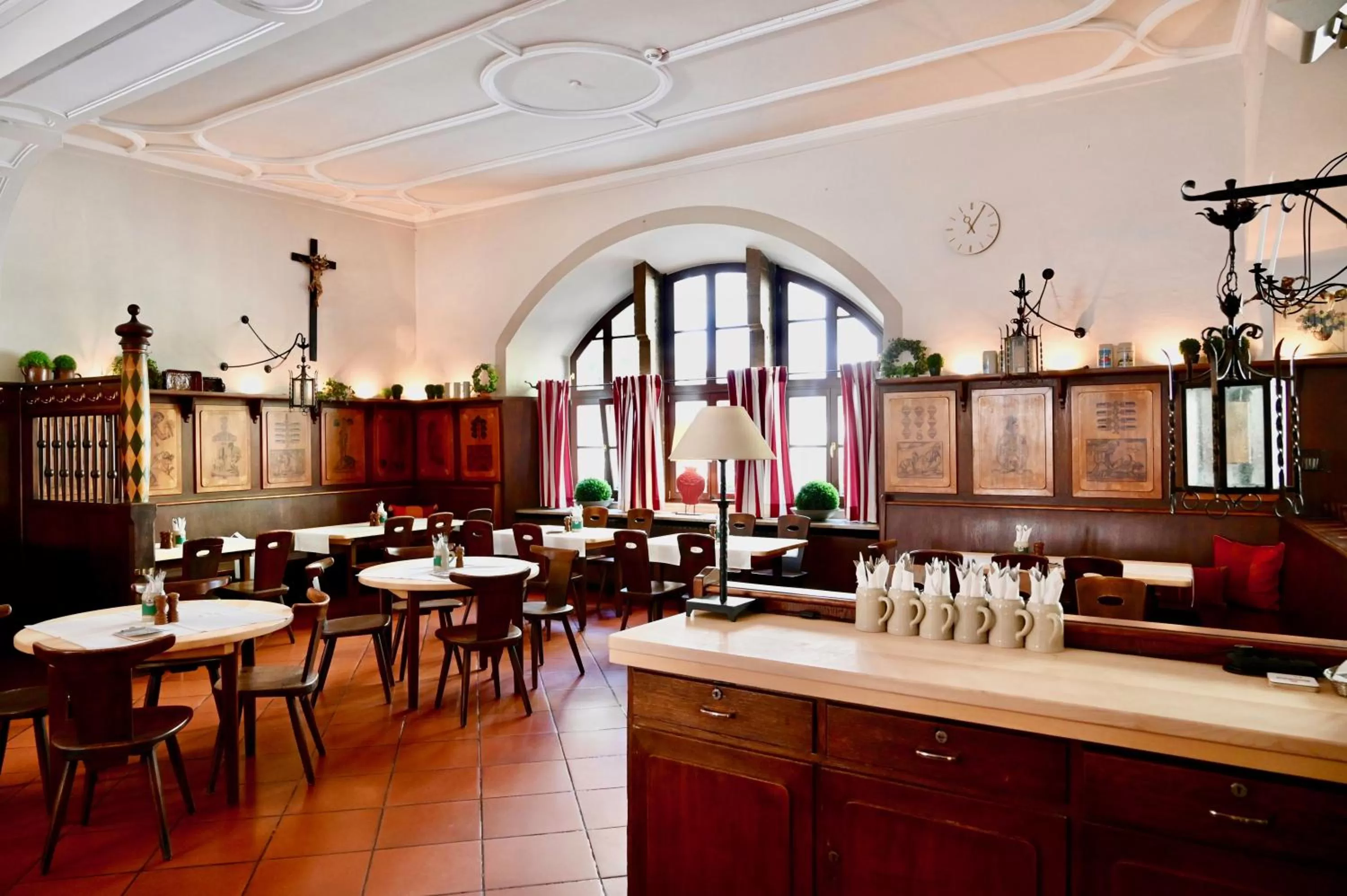 Restaurant/places to eat in Hotel Bischofshof am Dom