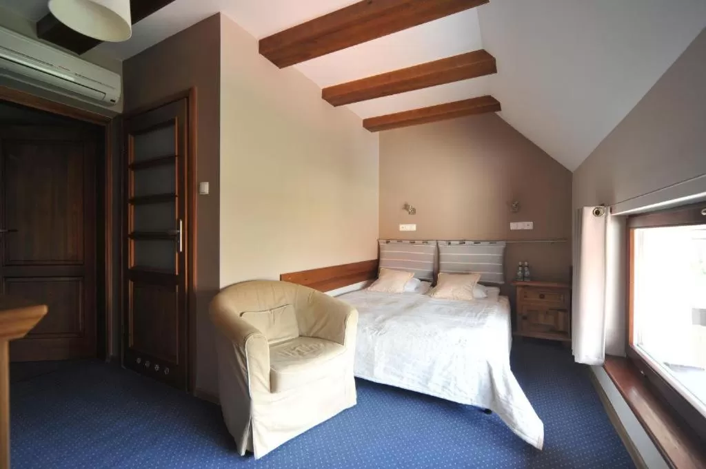 Bed in Vertigo Narie