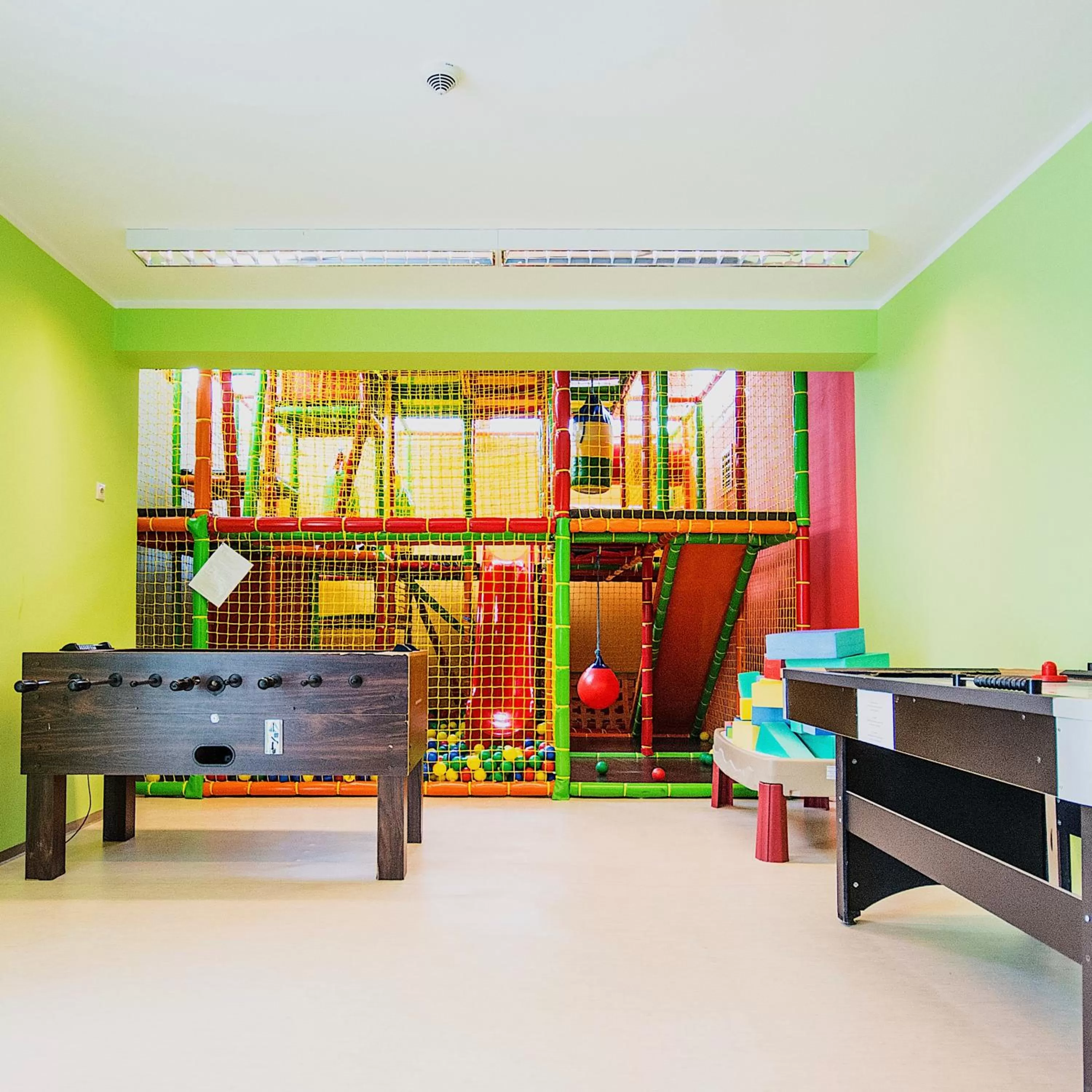 Game Room, Billiards in Harmónia Hotel Sárvár