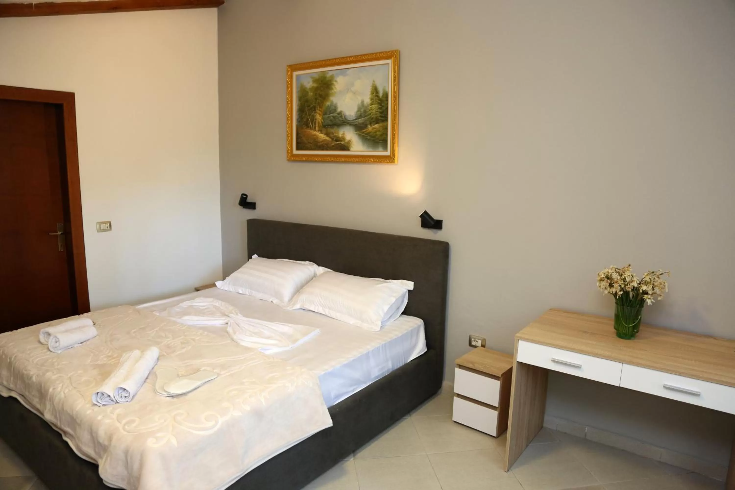 Bed in Hotel Millenium Tirana