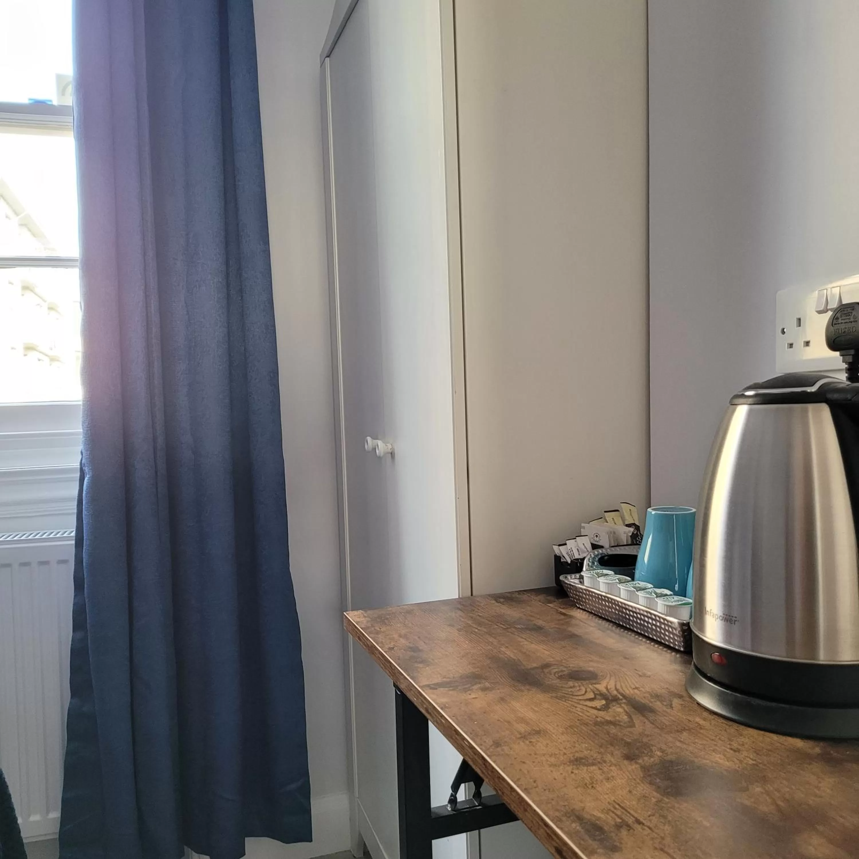 Coffee/tea facilities in Argyle Square Hotel