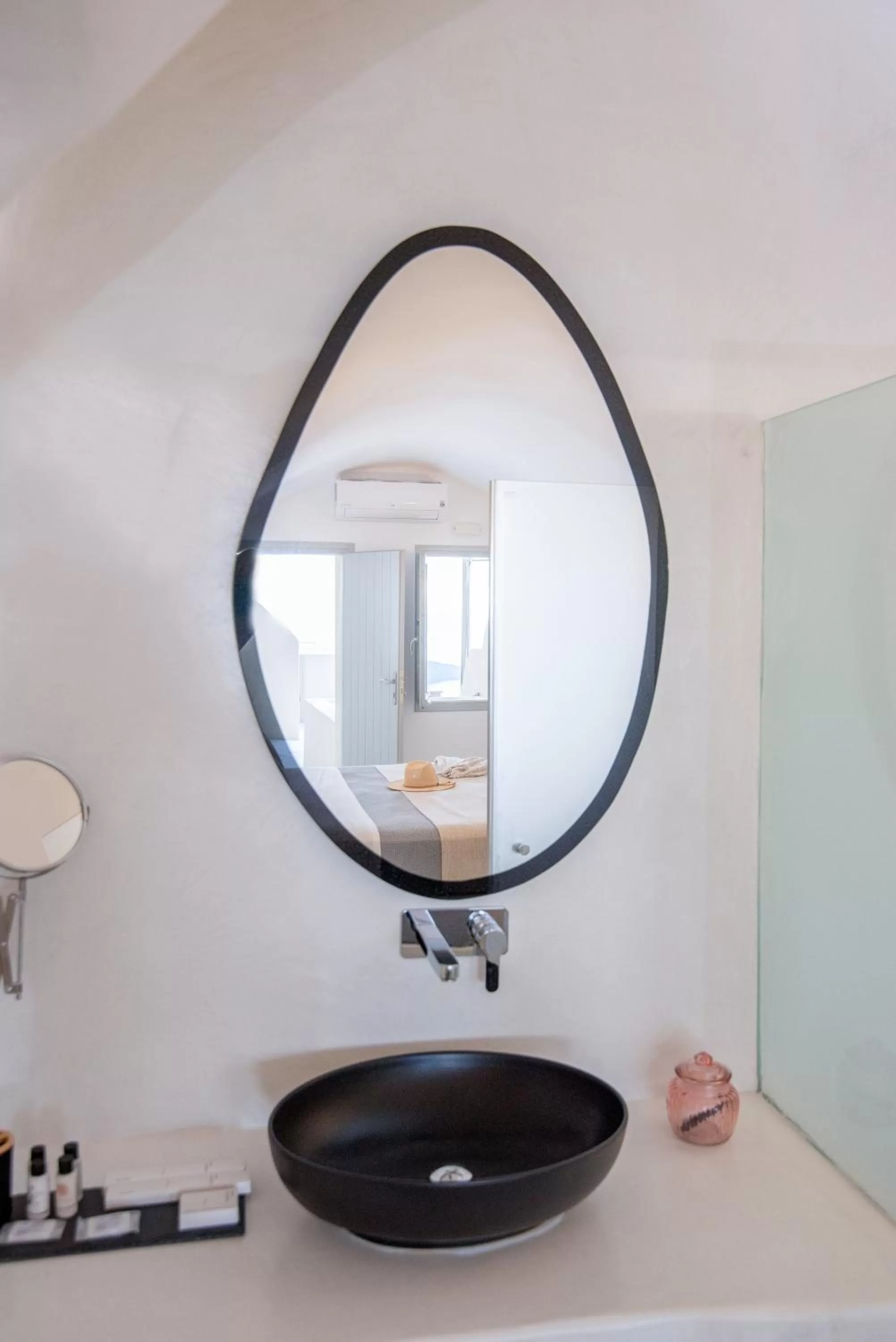 Caldera Cliff Illusion