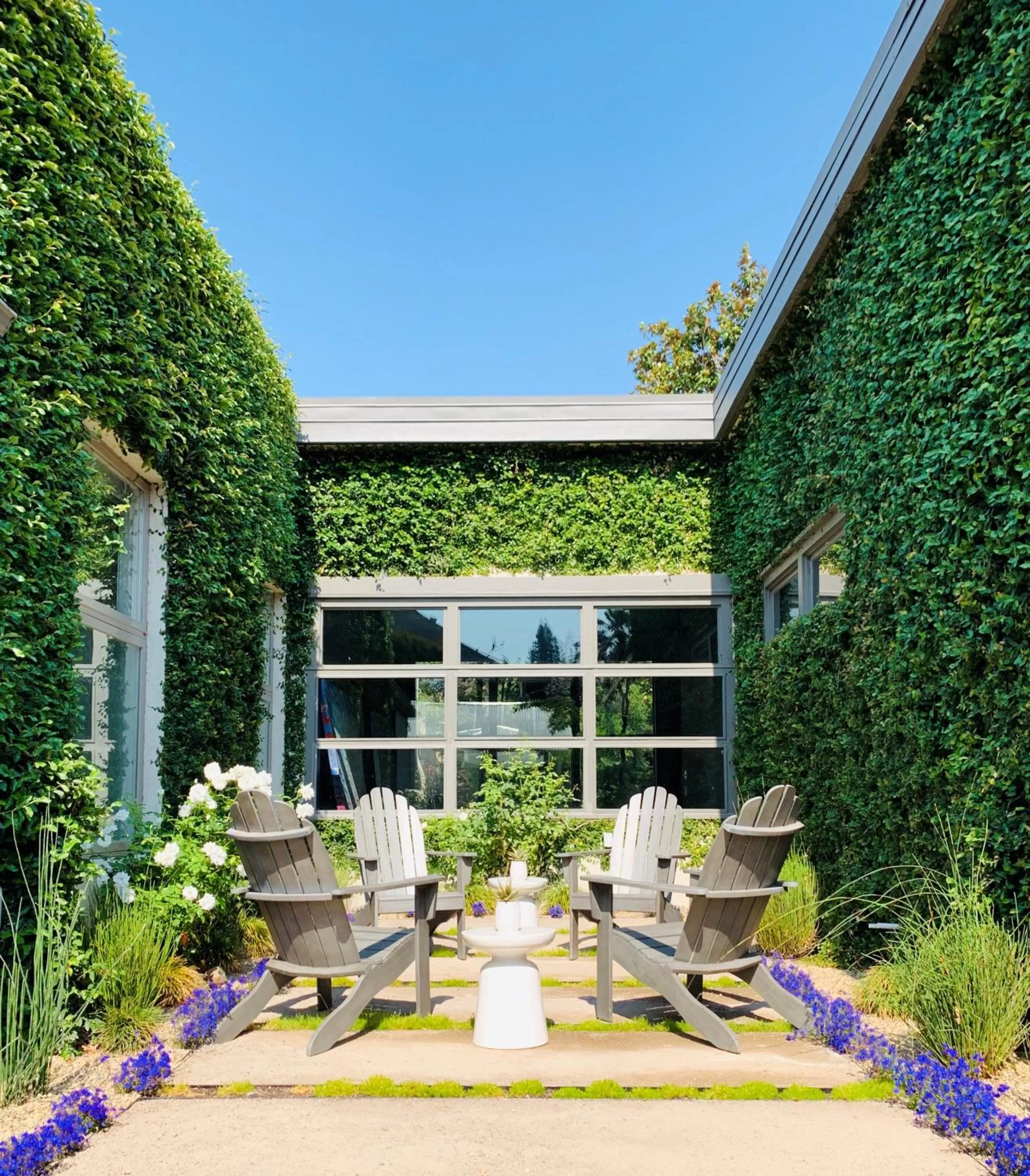 Property building in R Inn Napa