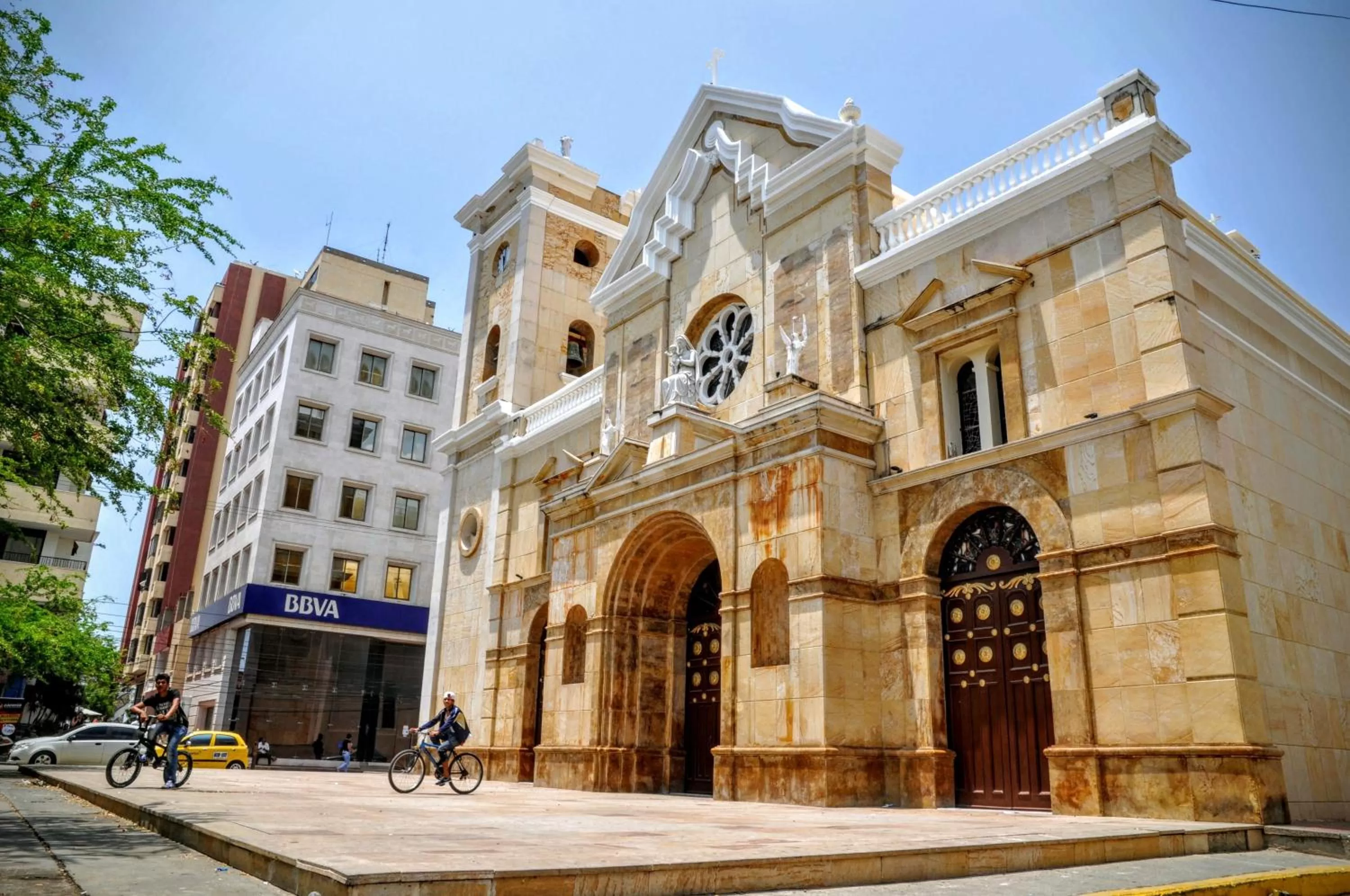 Property Building in Bona Vida Hotel