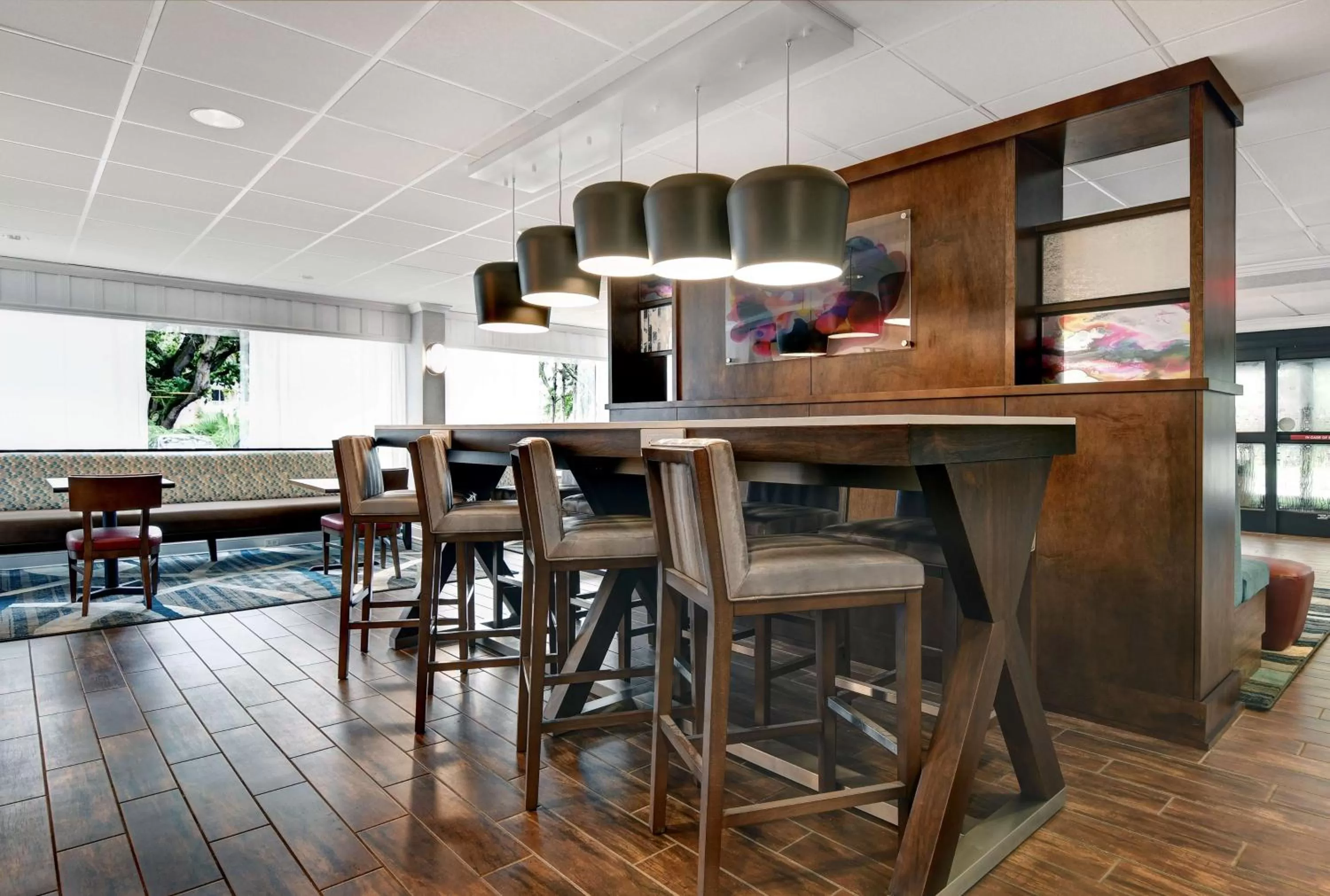 Lobby or reception in Hampton Inn Patriots Point