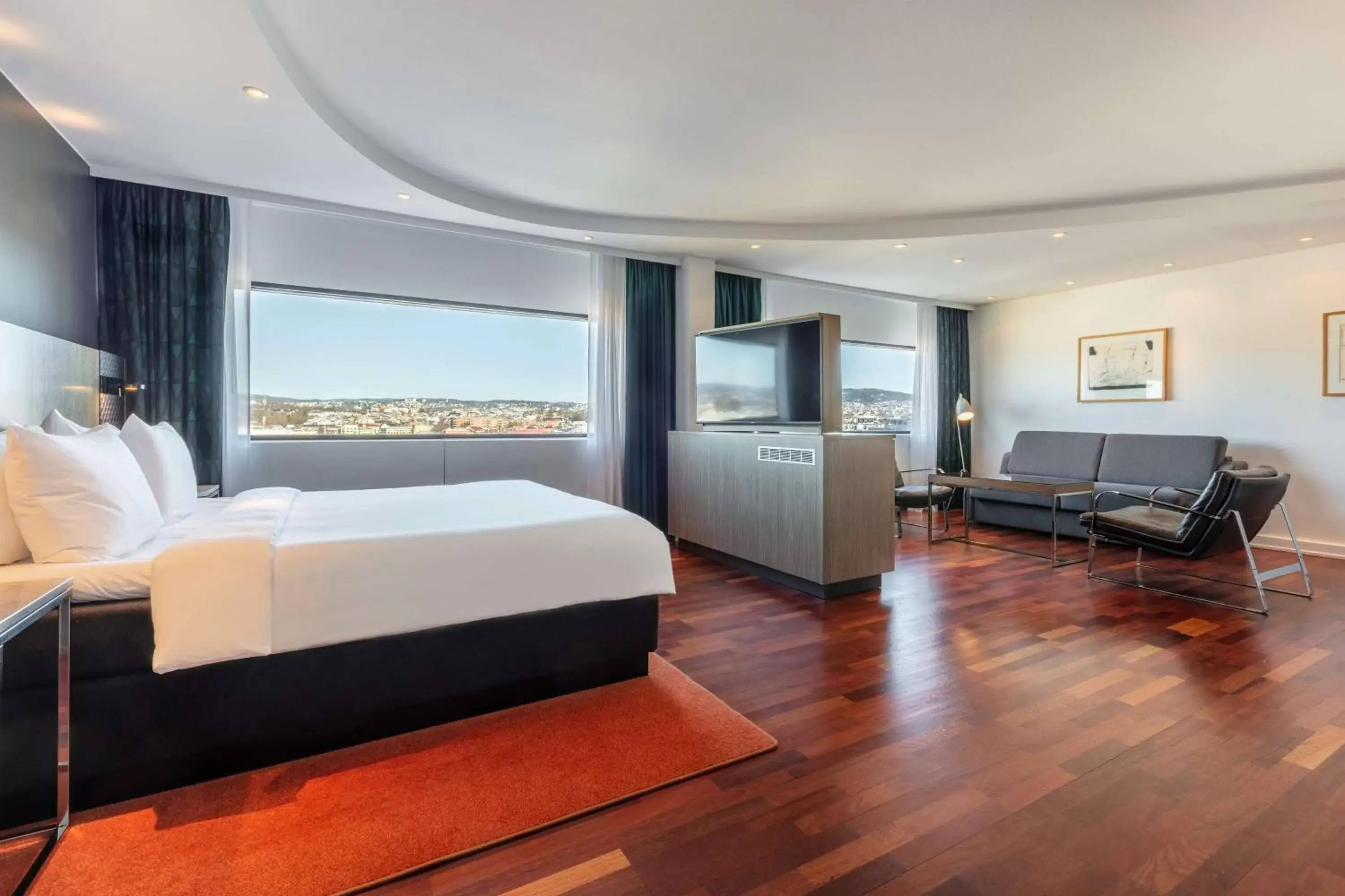 Junior Suite in Radisson Blu Scandinavia Hotel, Oslo Junior Suite in Radisson Blu Scandinavia Hotel, Oslo