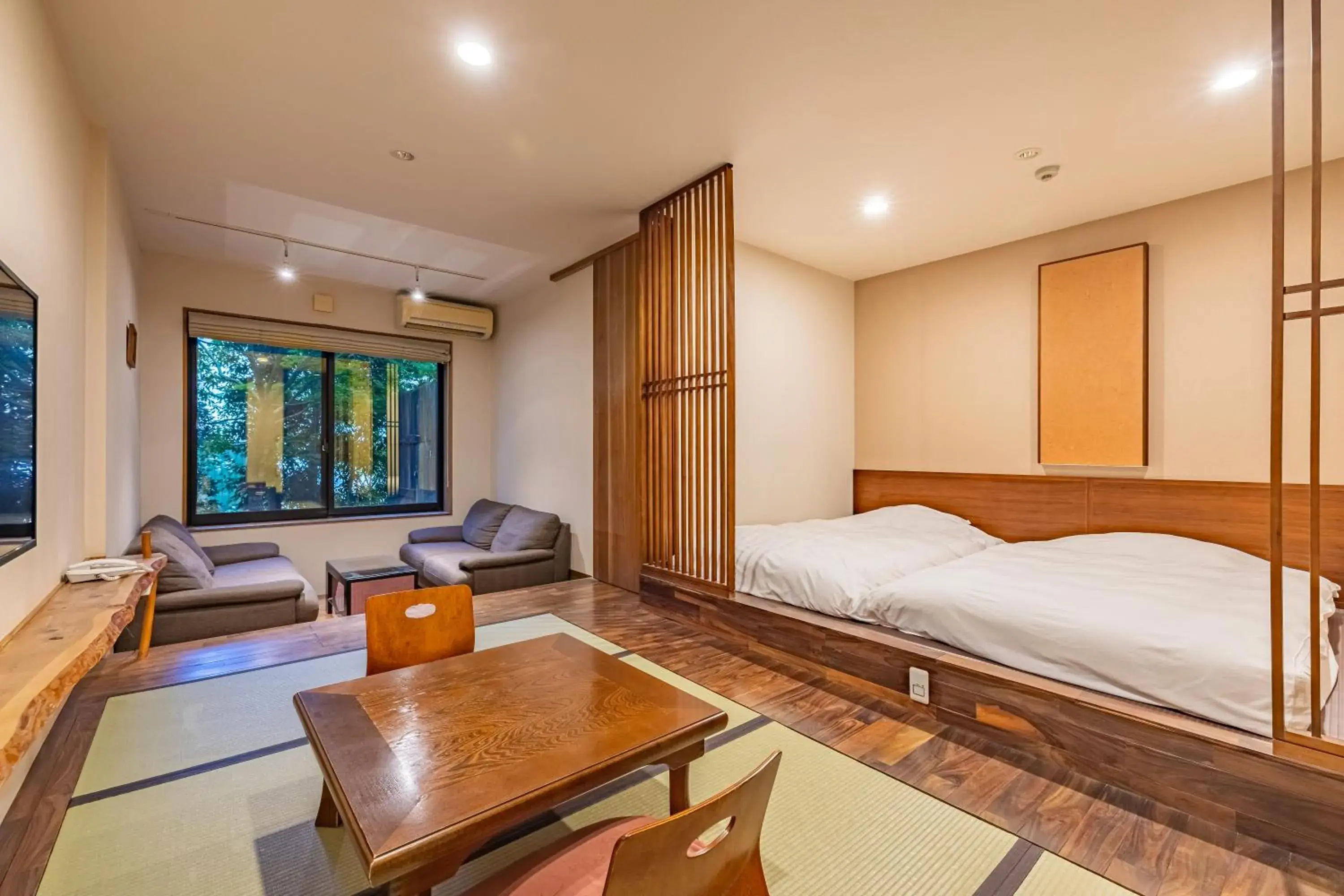 Room with Tatami Area and Open-Air Bath - Included free drink in Sengokuhara Shinanoki Ichinoyu Room with Tatami Area and Open-Air Bath - Included free drink in Sengokuhara Shinanoki Ichinoyu