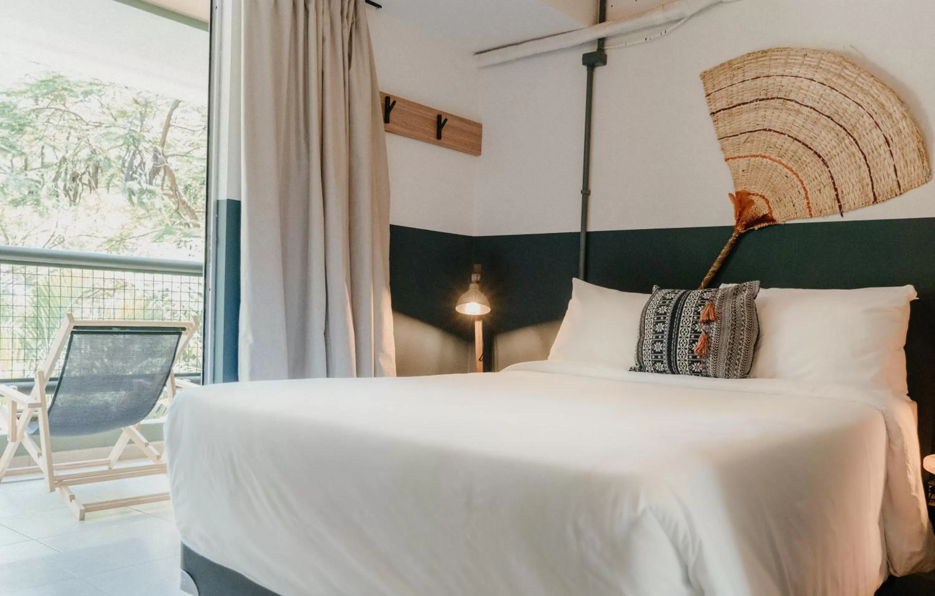 Photo of the whole room in Selina Foz