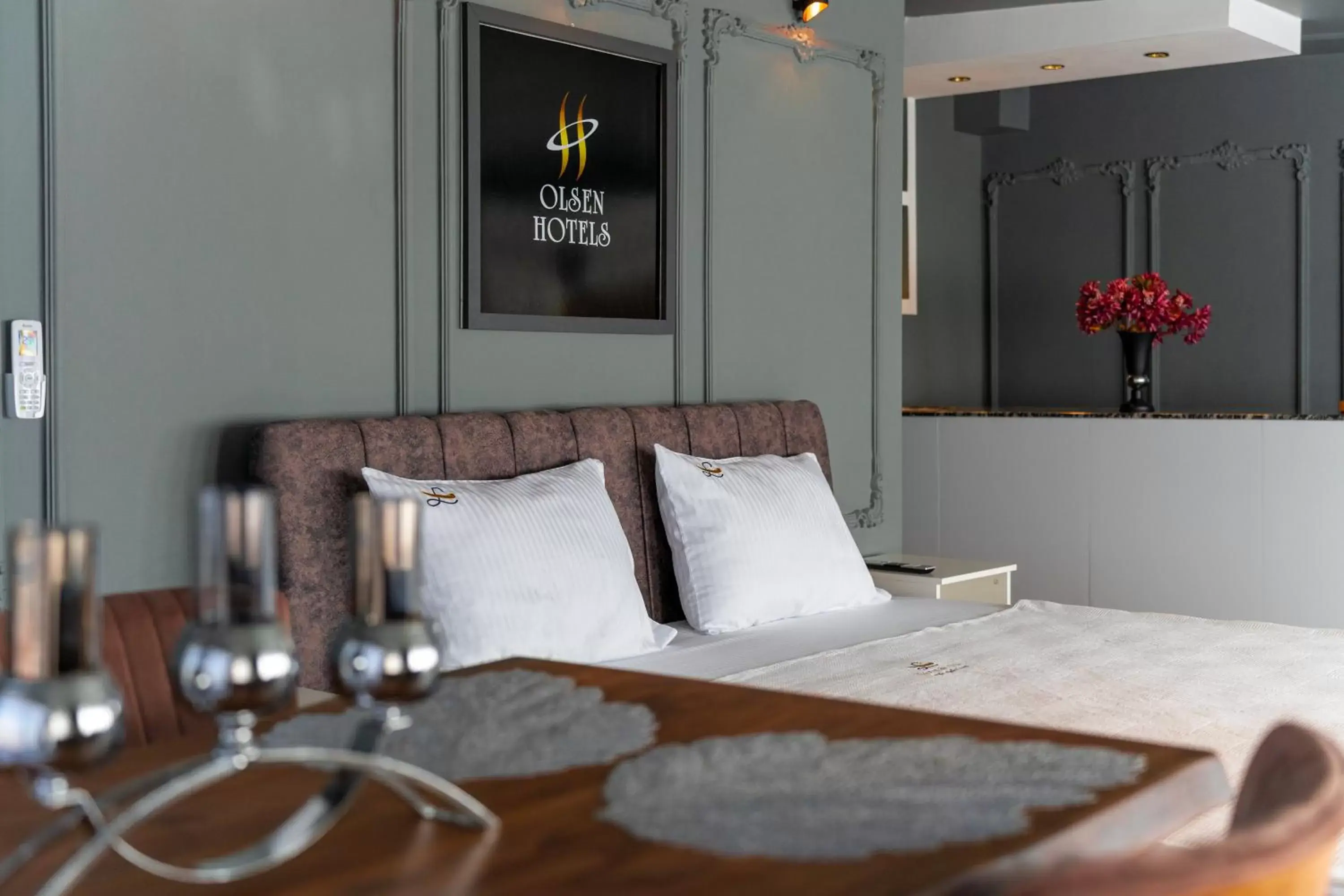 OLSEN HOTELS OLSEN HOTELS