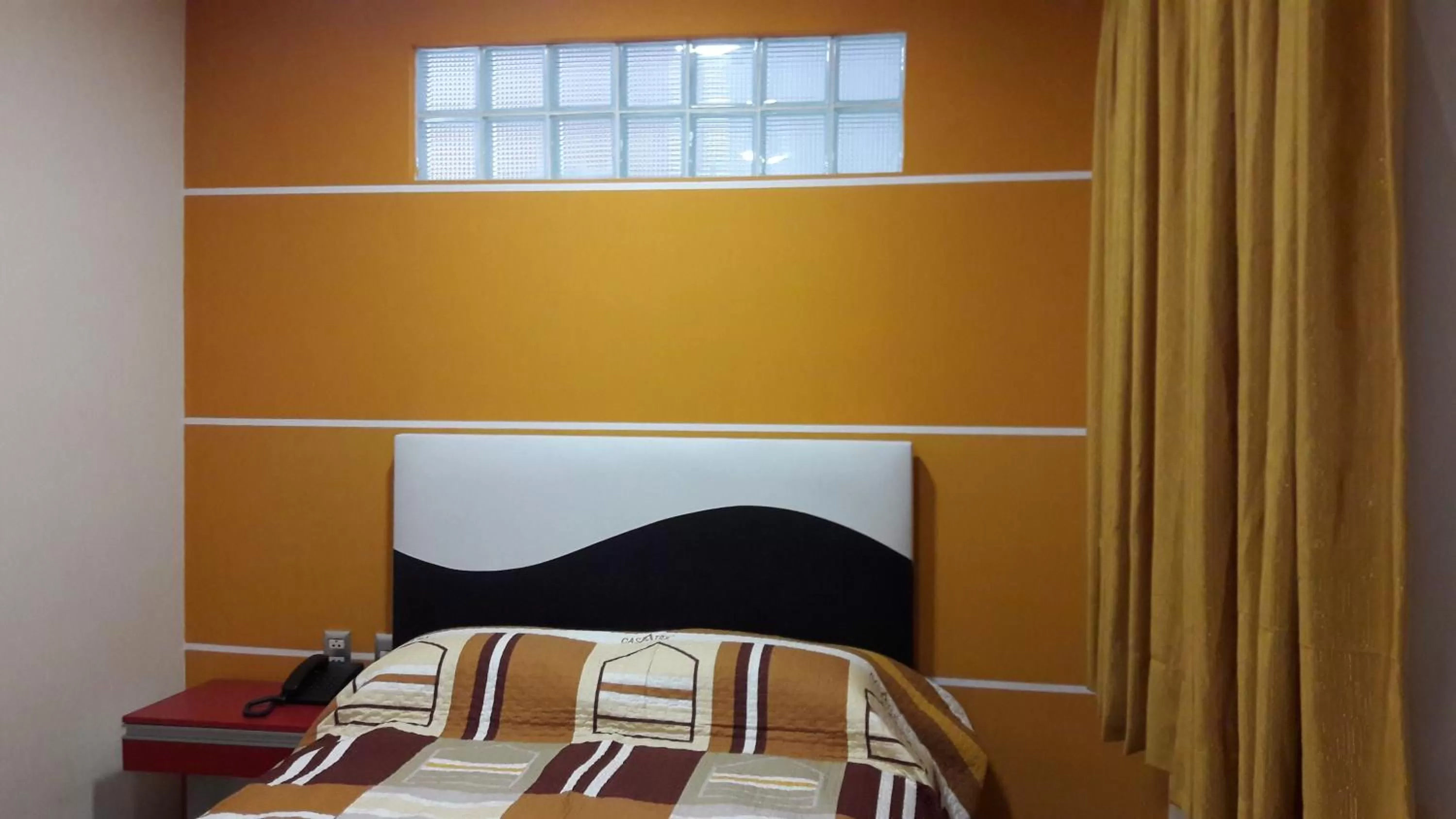 Decorative detail, Bed in Apart Serma Hotel