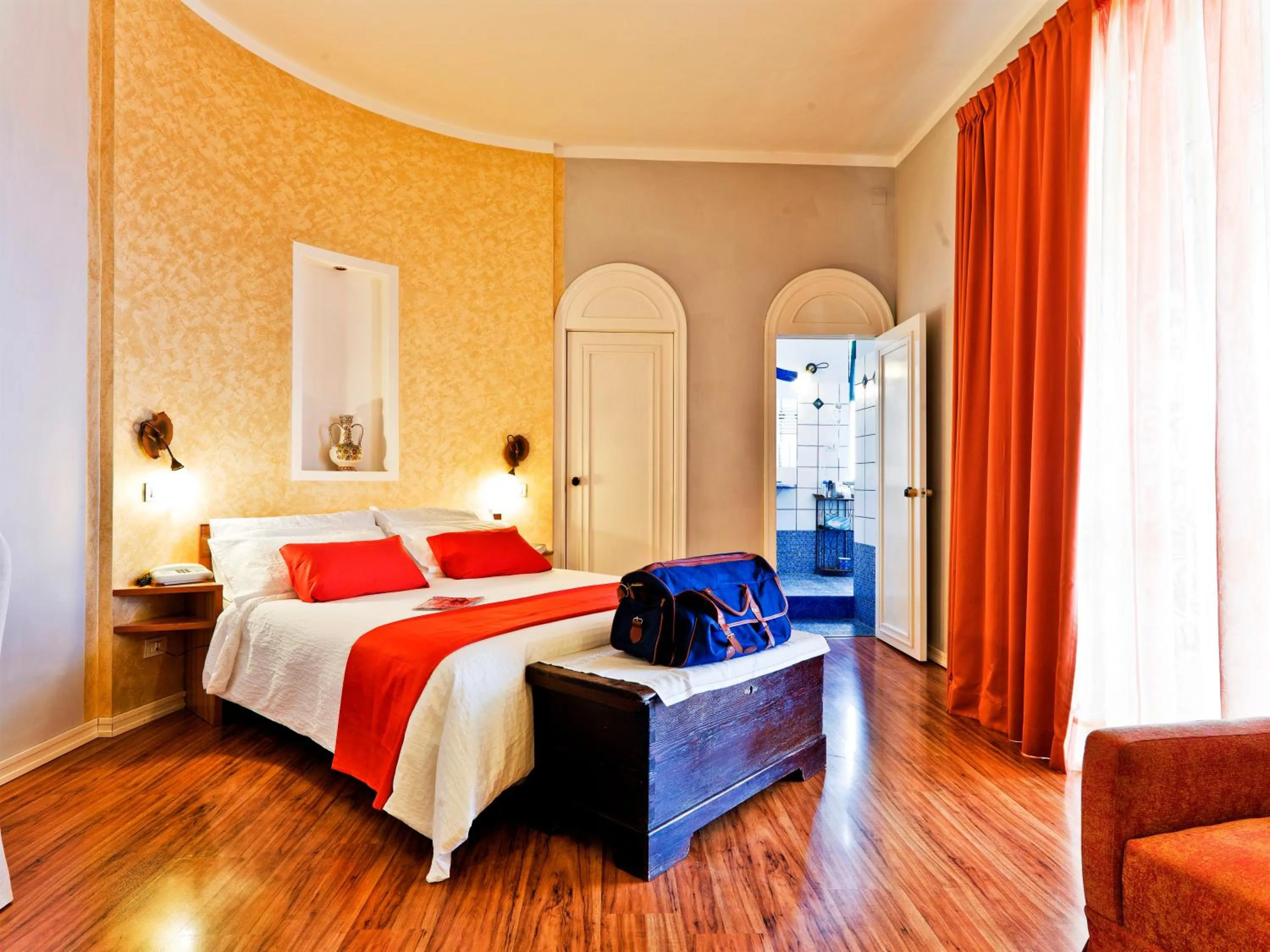 Photo of the whole room, Bed in Hotel Scapolatiello