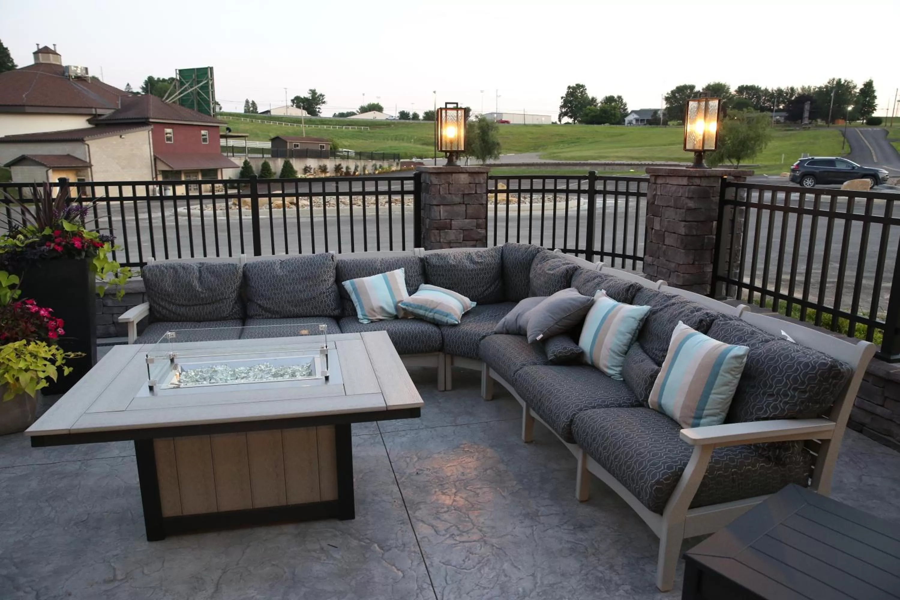 Patio in Berlin Encore Hotel & Suites