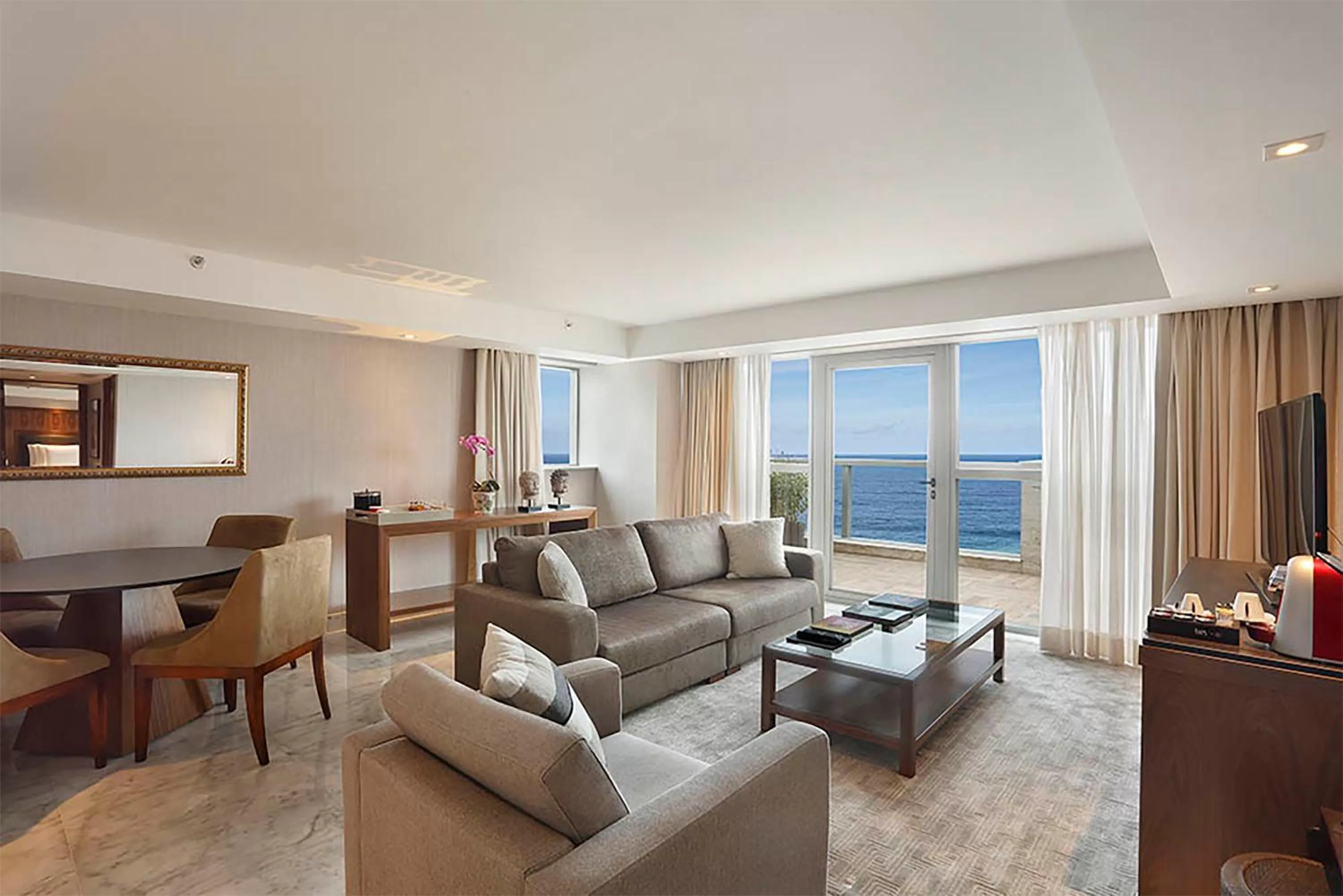 Living room in Windsor Marapendi Hotel