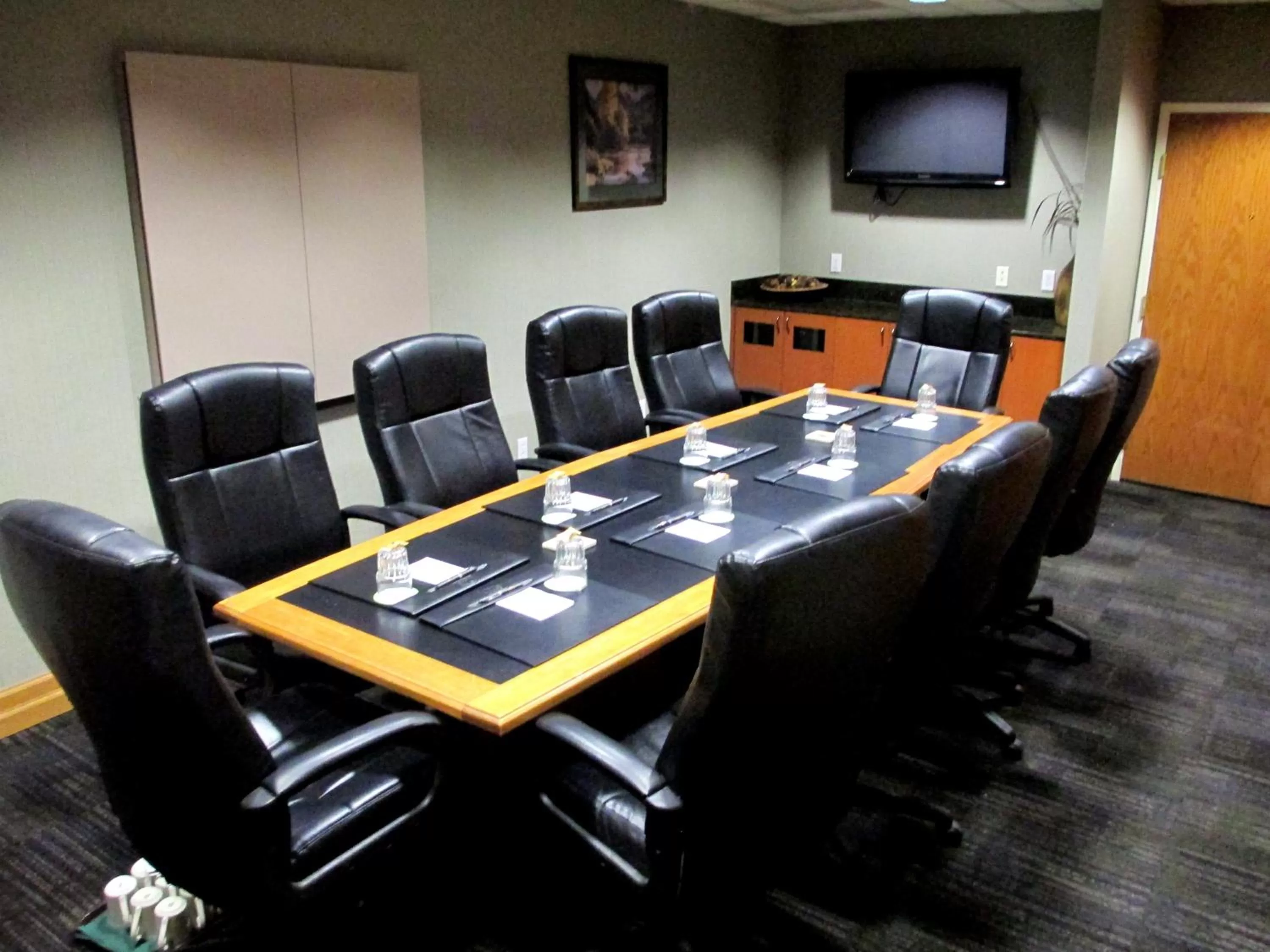 Meeting/conference room in Holiday Inn Express & Suites Bozeman West by IHG