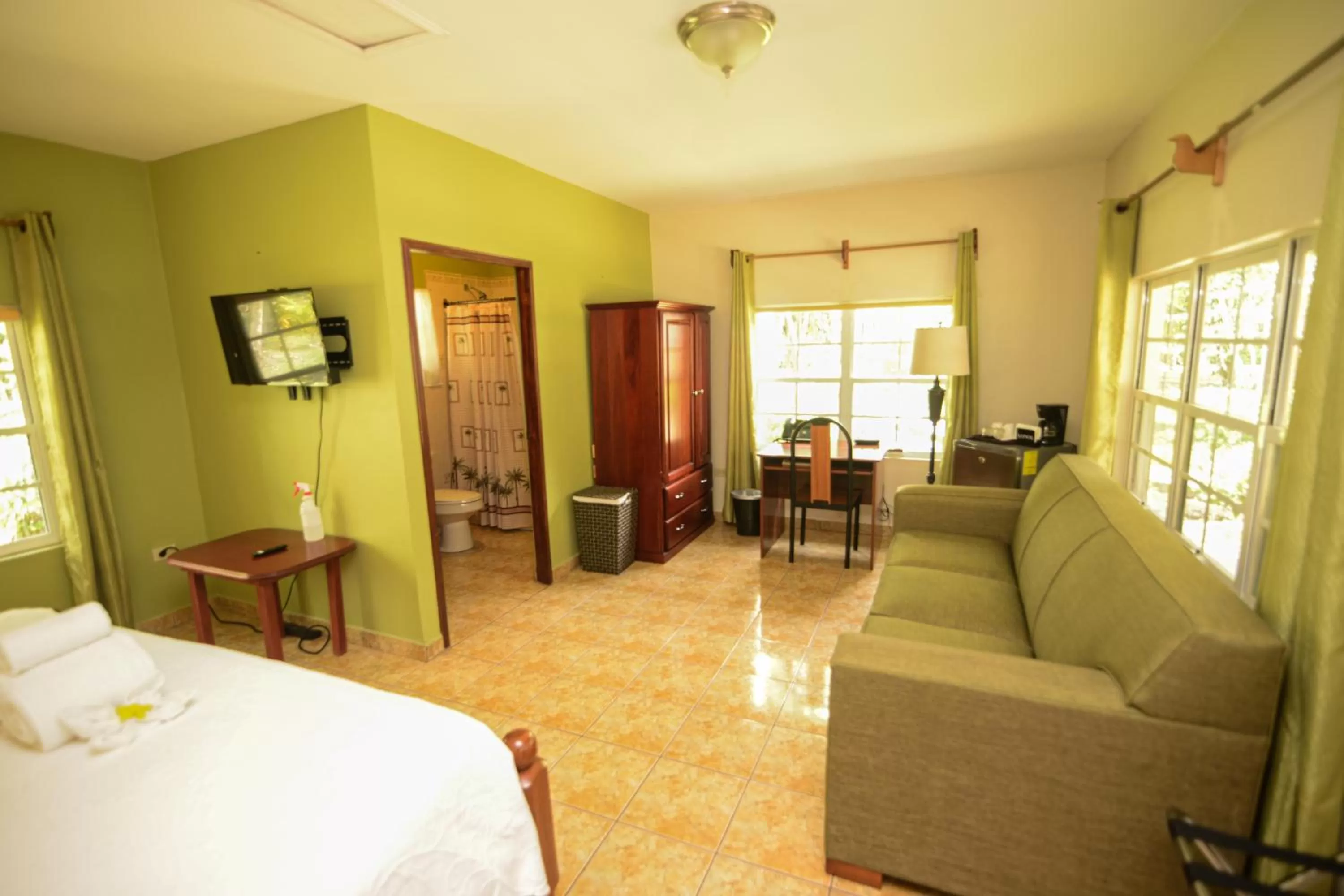 Bed in KikiWitz Resort