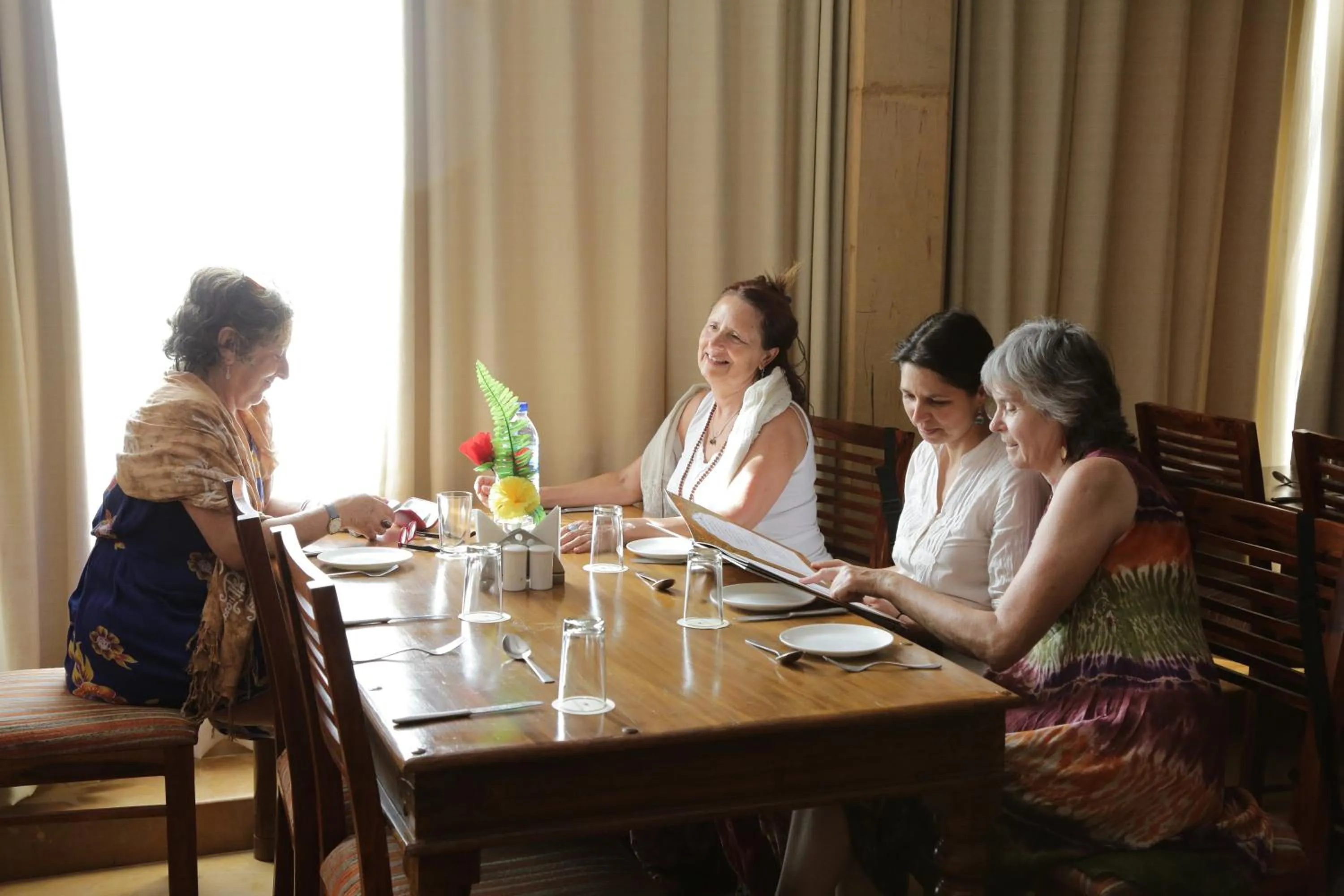 Restaurant/places to eat in Hotel Golden Haveli