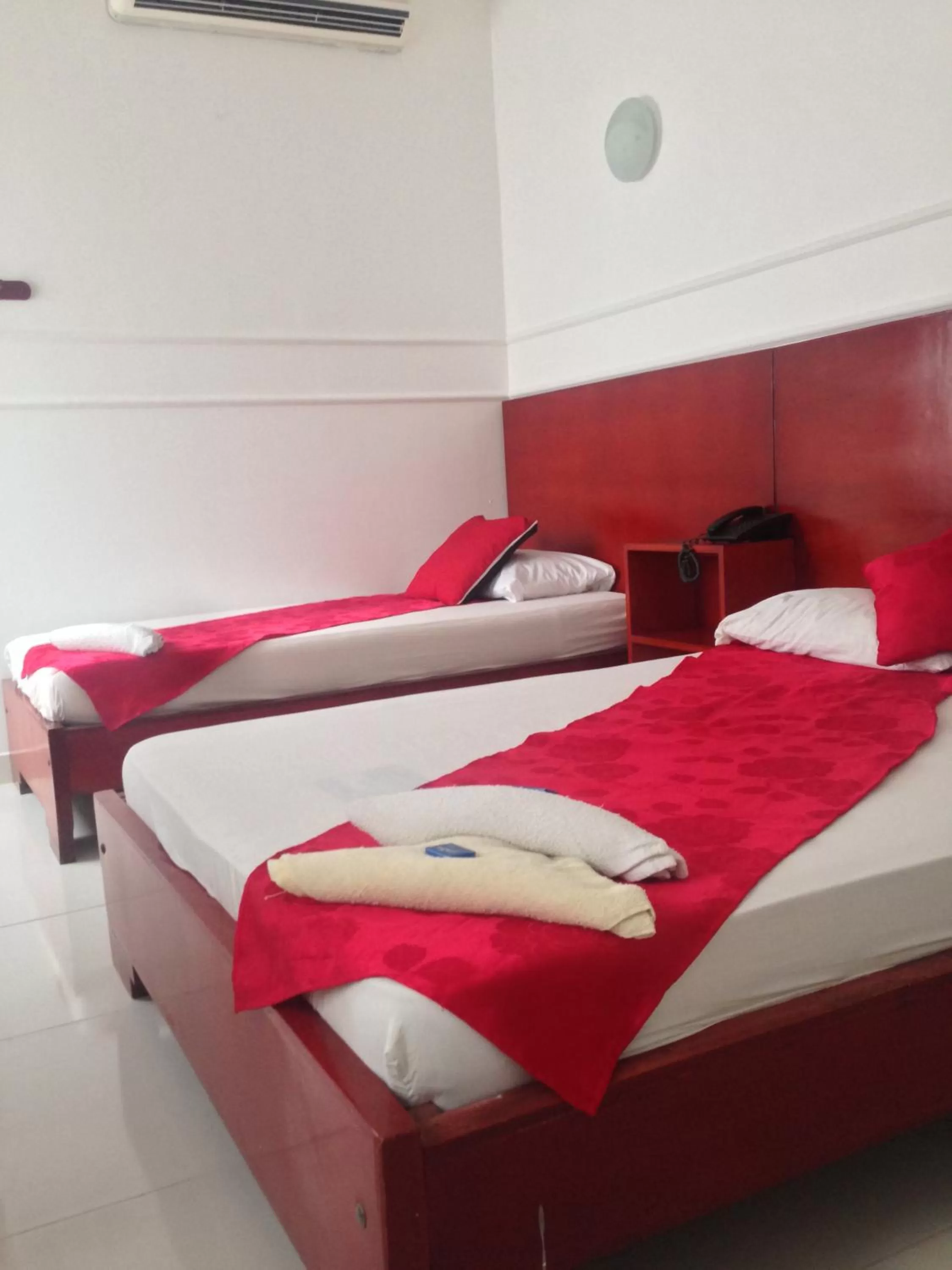 Bed in Hotel Center Plaza Plus