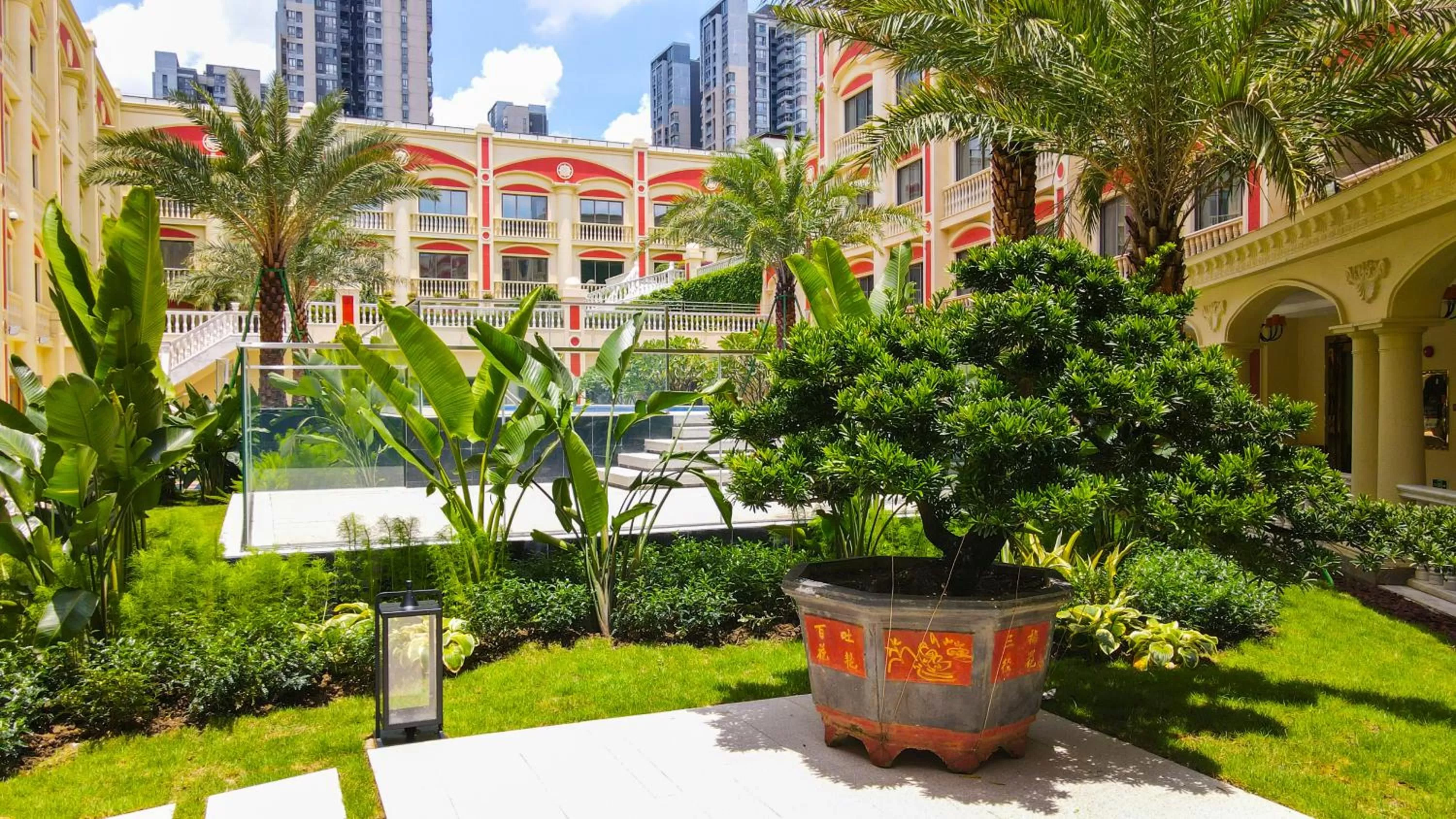 Property building in WYNDHAM Foshan shunde