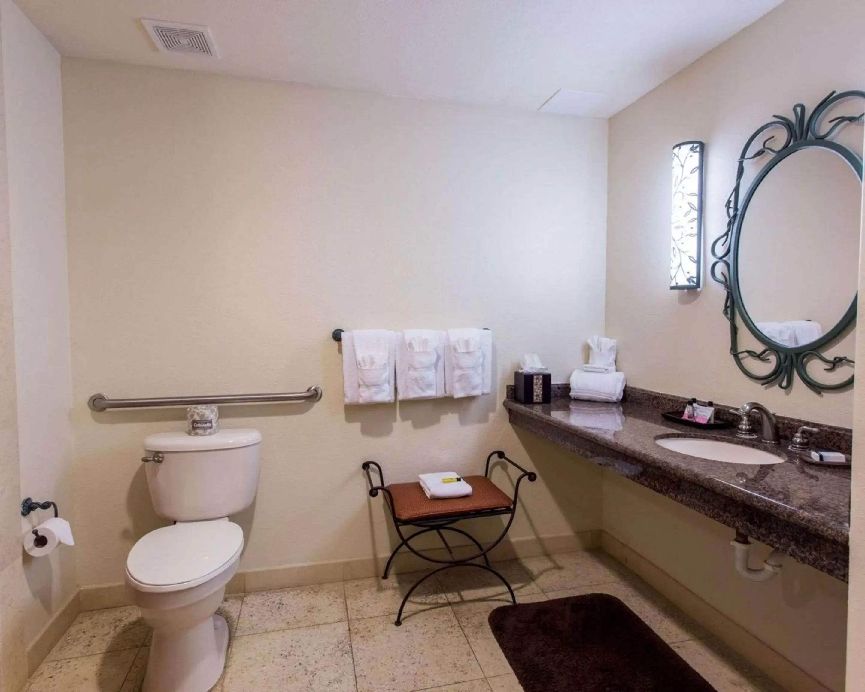 King Room Partial Ocean View and Spa Bath in Castillo Real, Ascend Hotel Collection King Room Partial Ocean View and Spa Bath in Castillo Real, Ascend Hotel Collection