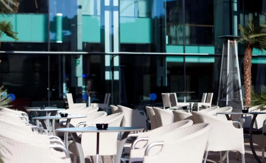 Lounge or bar in Gran Hotel Bali & Spa