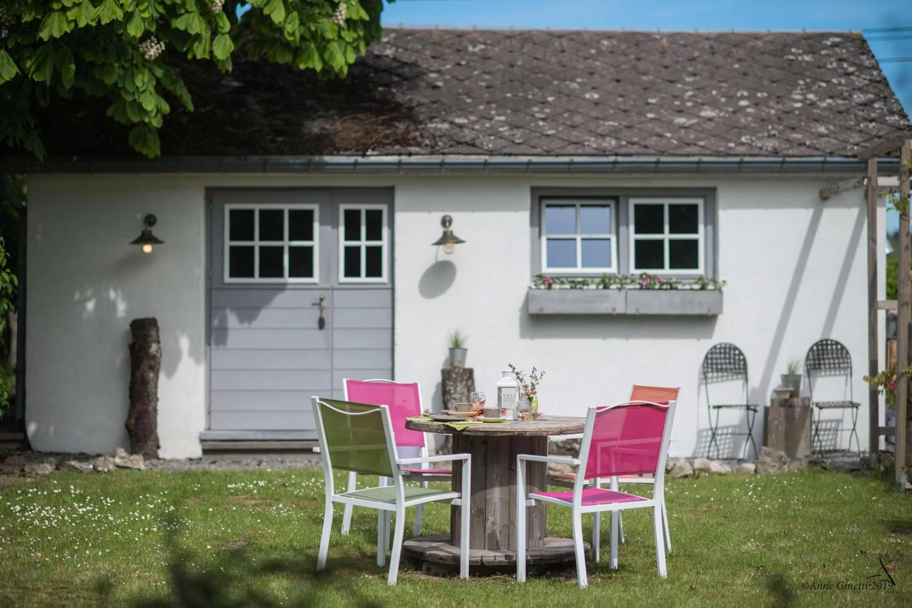 Garden in Les Chambres du Vivier, chambres d'hôtes et gîte - à 100m -