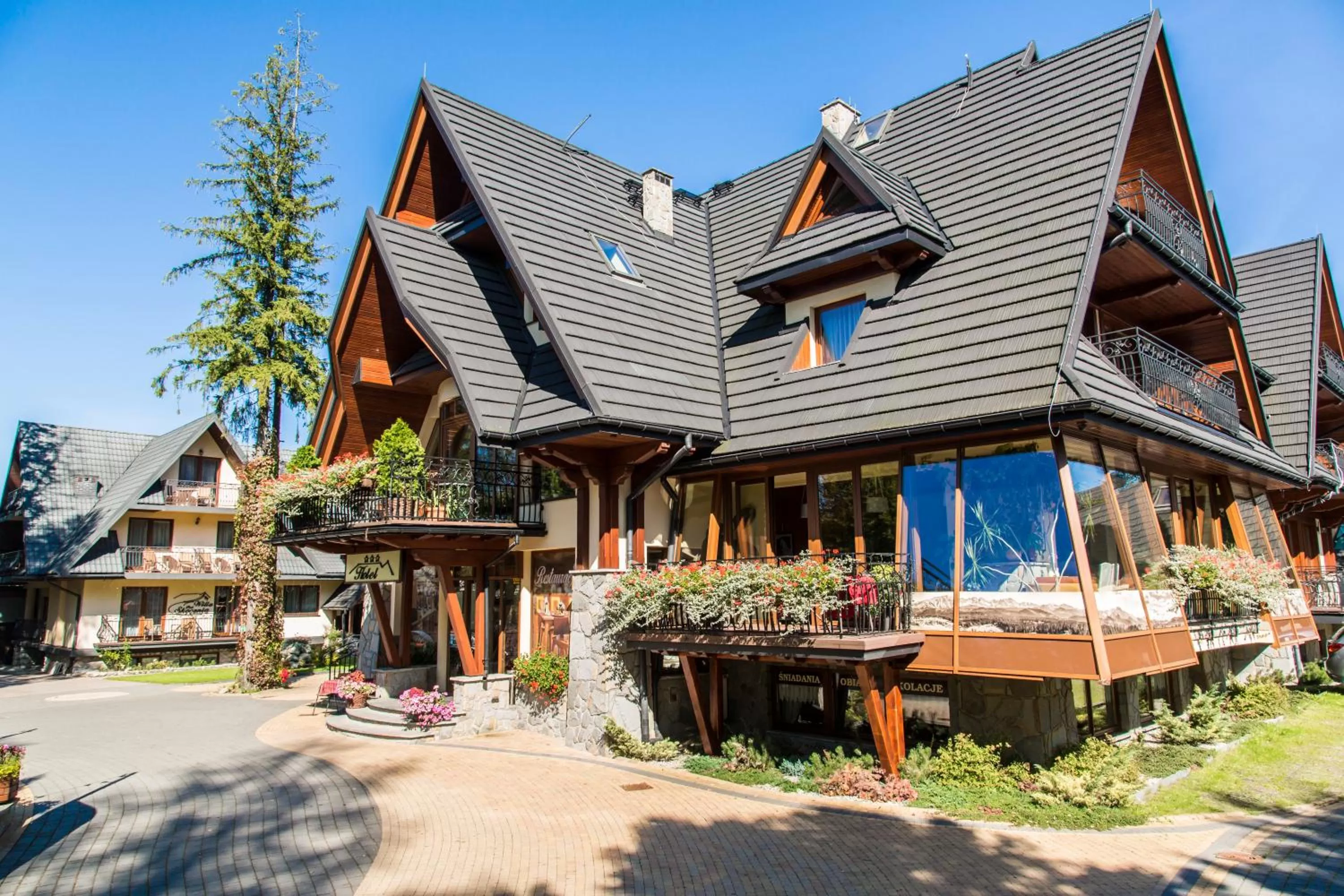 Facade/entrance in Hotel Willa Pod Skocznią