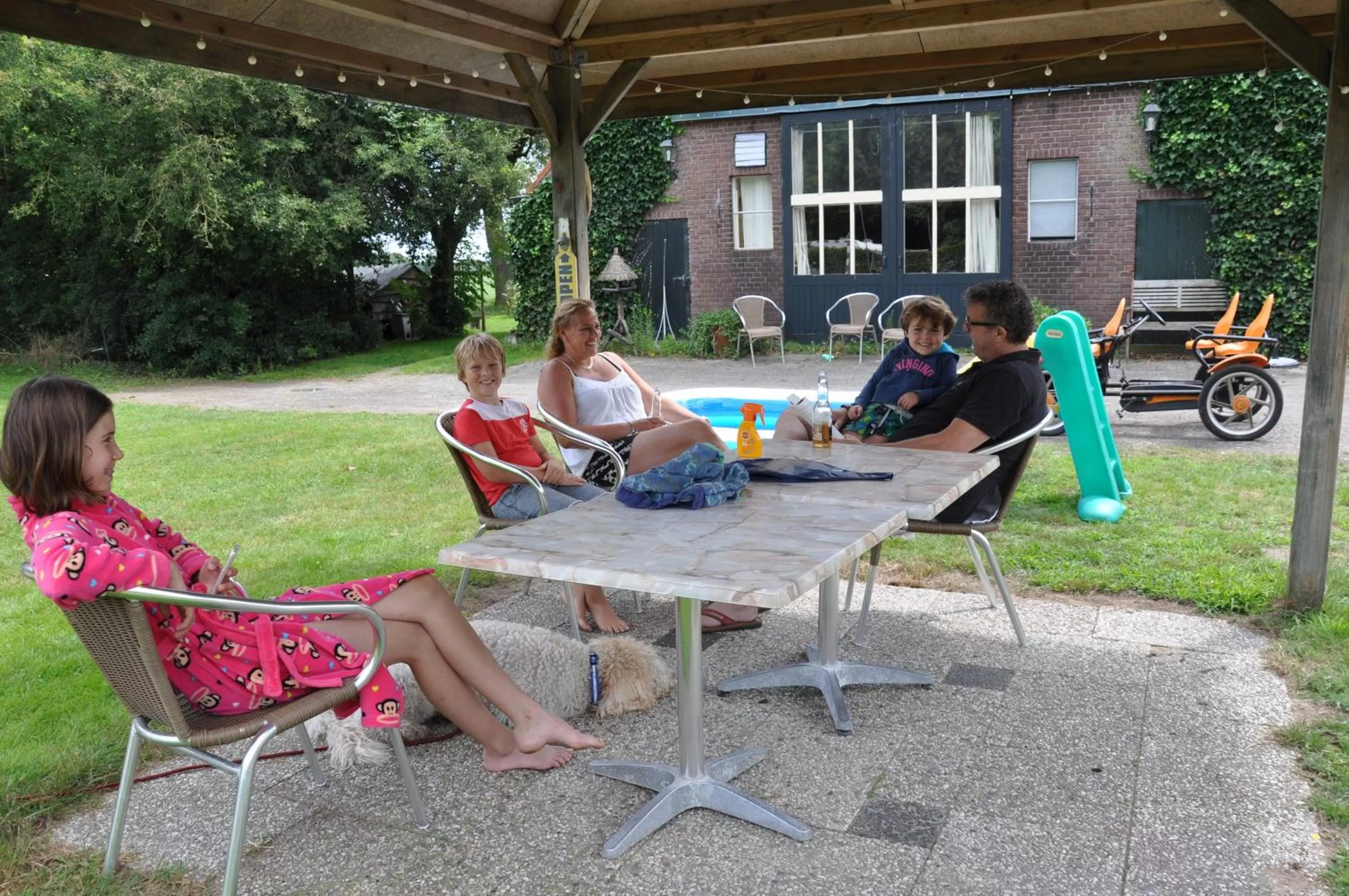 Balcony/Terrace in B&B Verwoldsehof 'Op de deel'