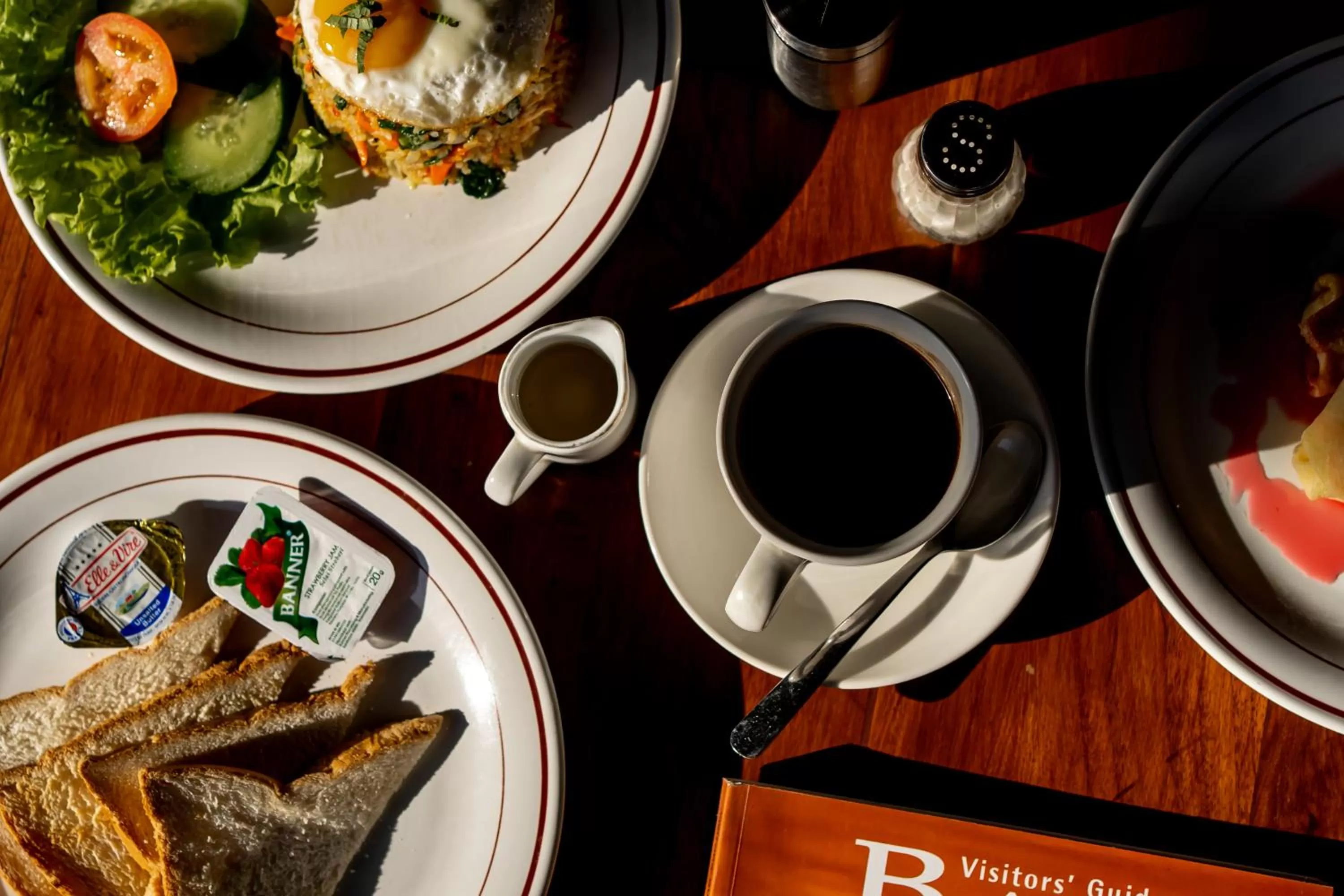 Breakfast in Nick's Pension