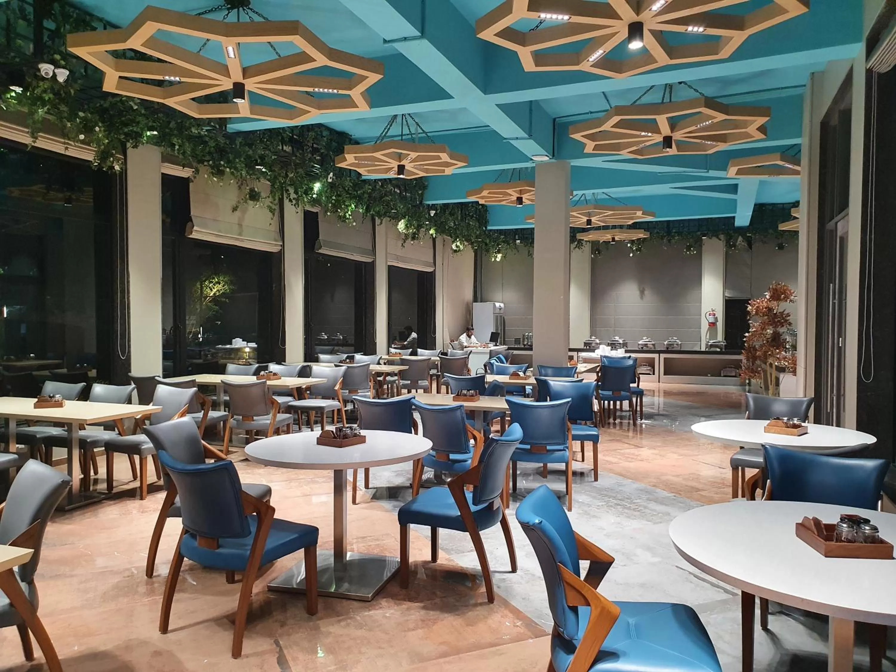 Restaurant/Places to Eat in Paraiso Resort & Club